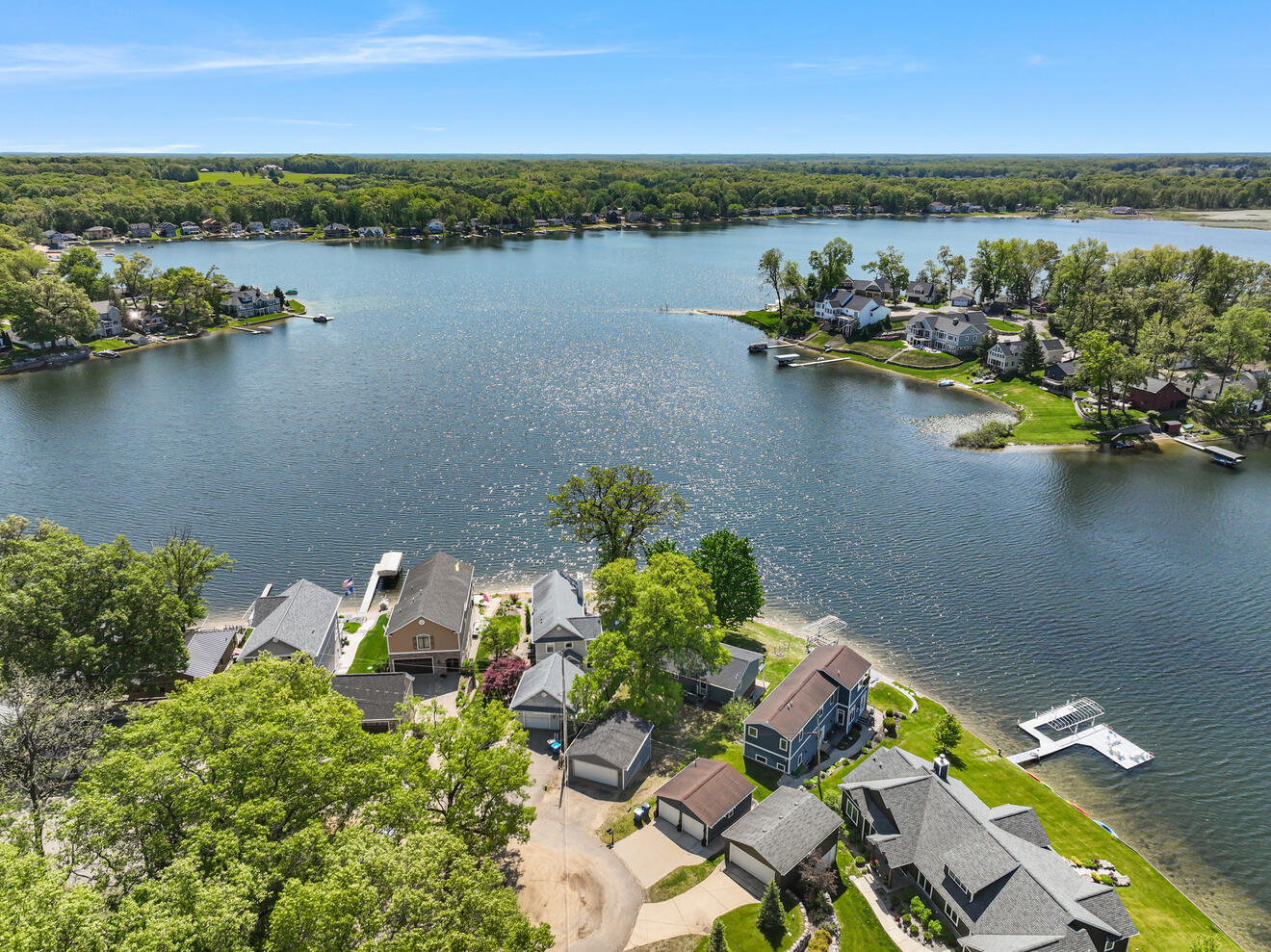 1304 N Eagle Lake Drive Kalamazoo MI 49009