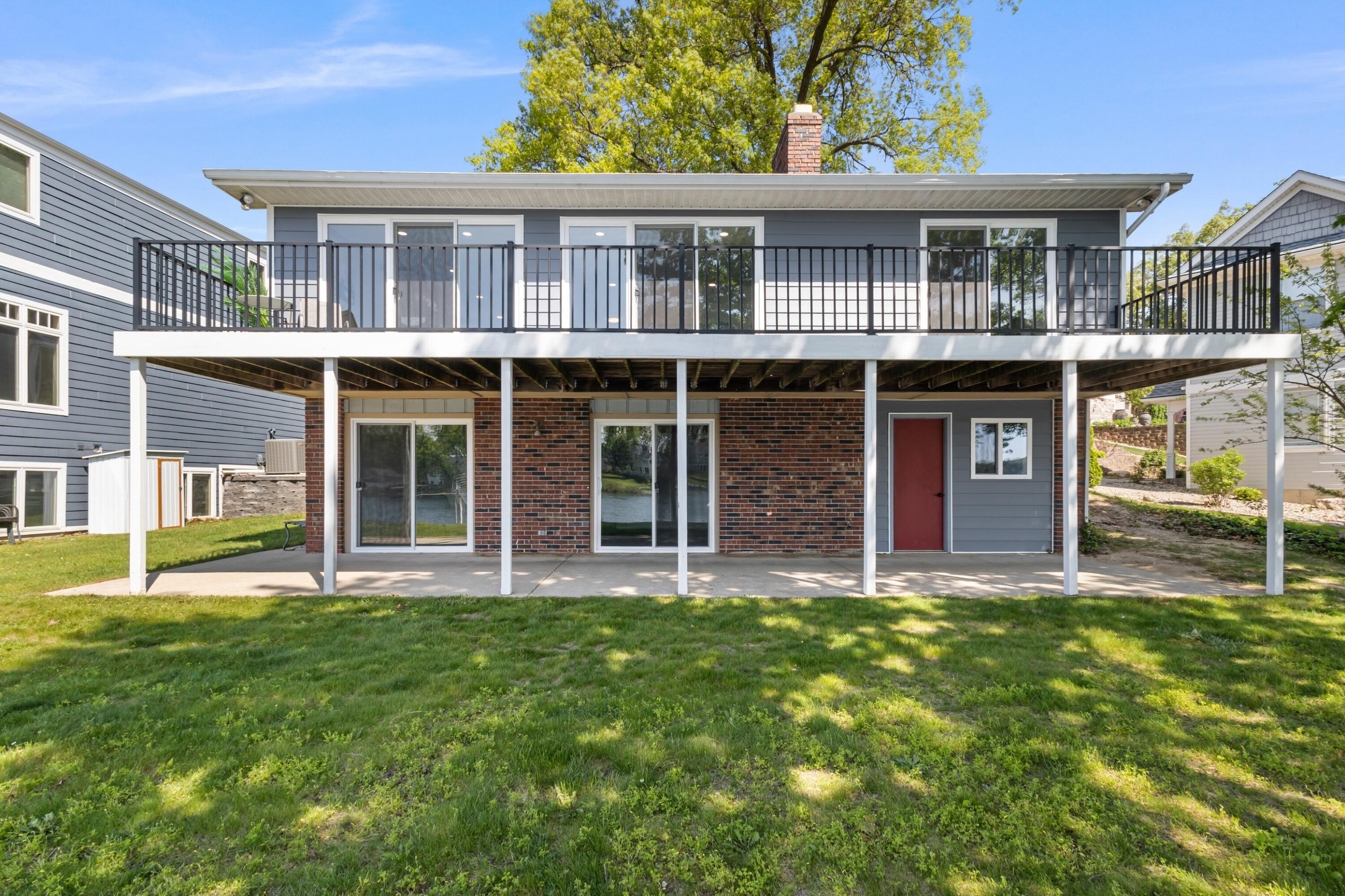 1304 N Eagle Lake Drive Kalamazoo MI 49009