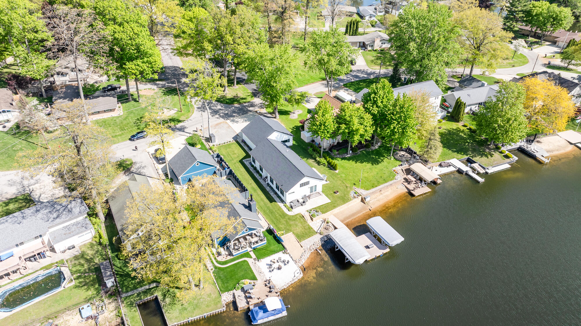 6876 Shore Drive Coloma MI 49038