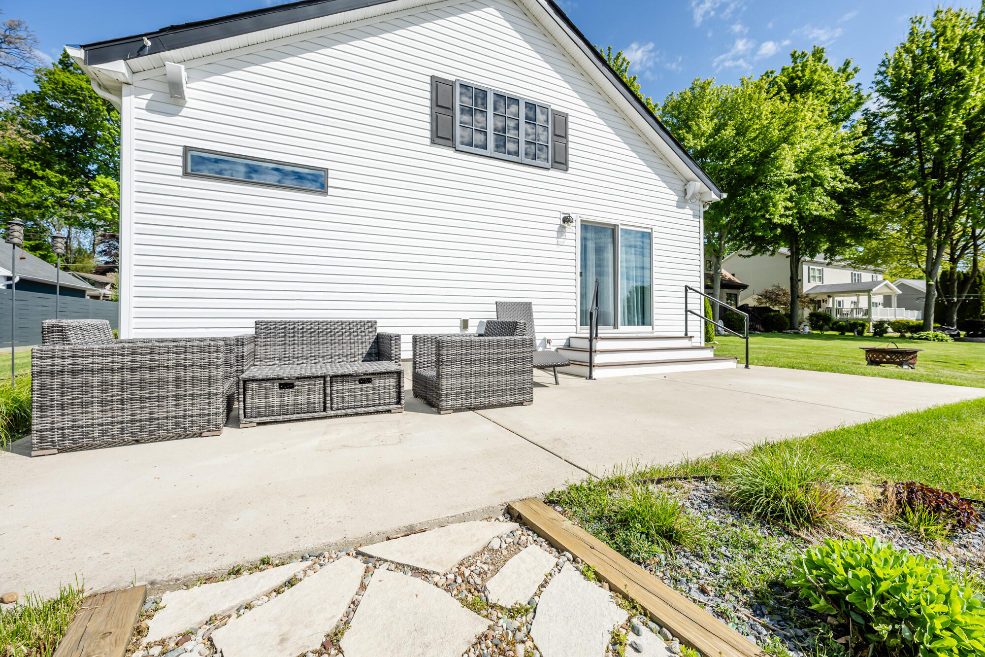 6876 Shore Drive Coloma MI 49038