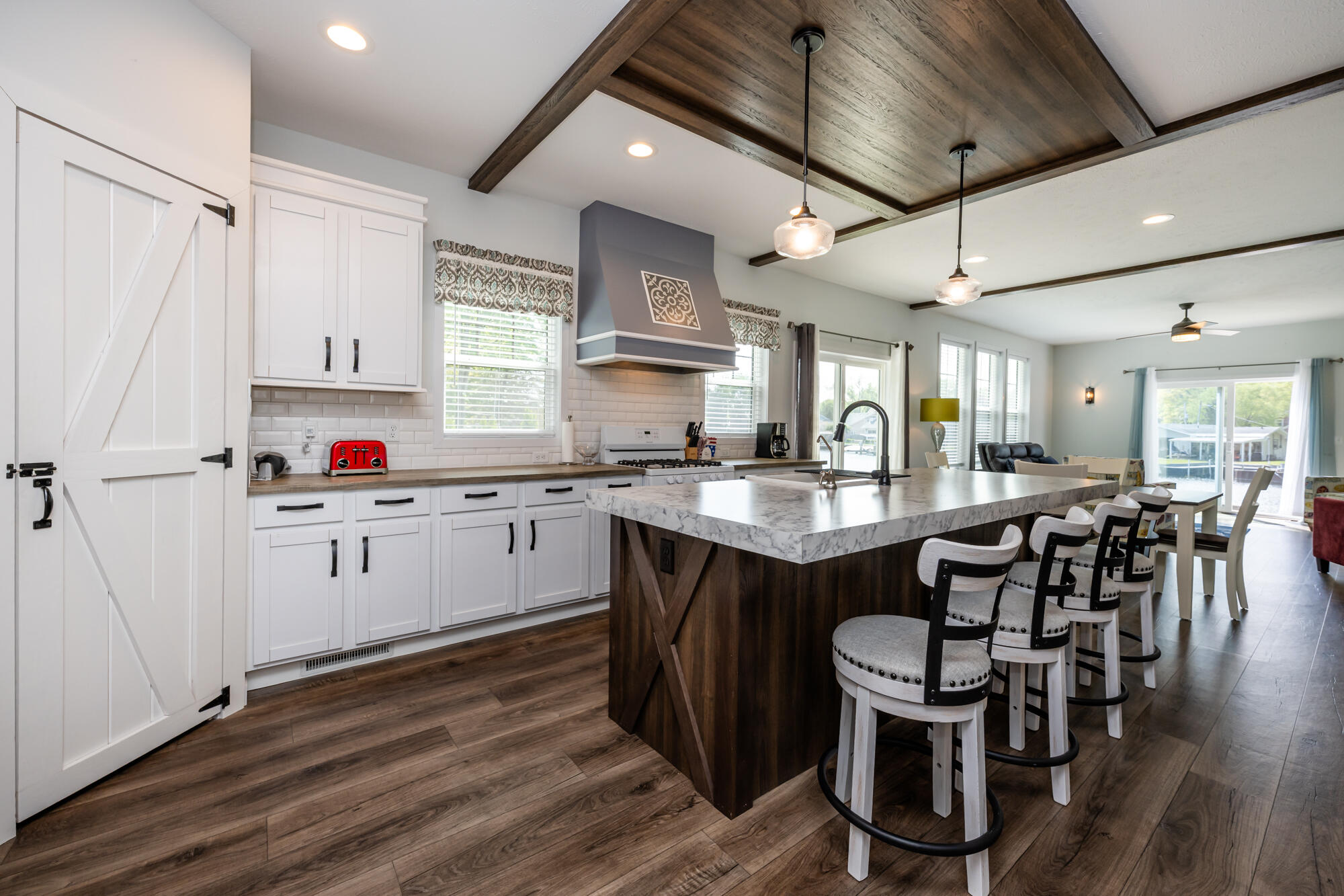 6876 Shore Drive Coloma MI 49038