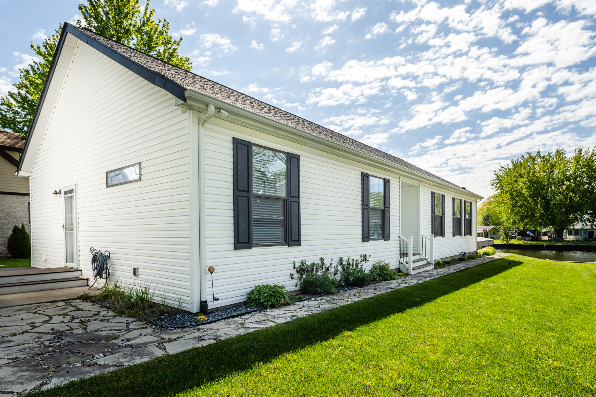 6876 Shore Drive Coloma MI 49038