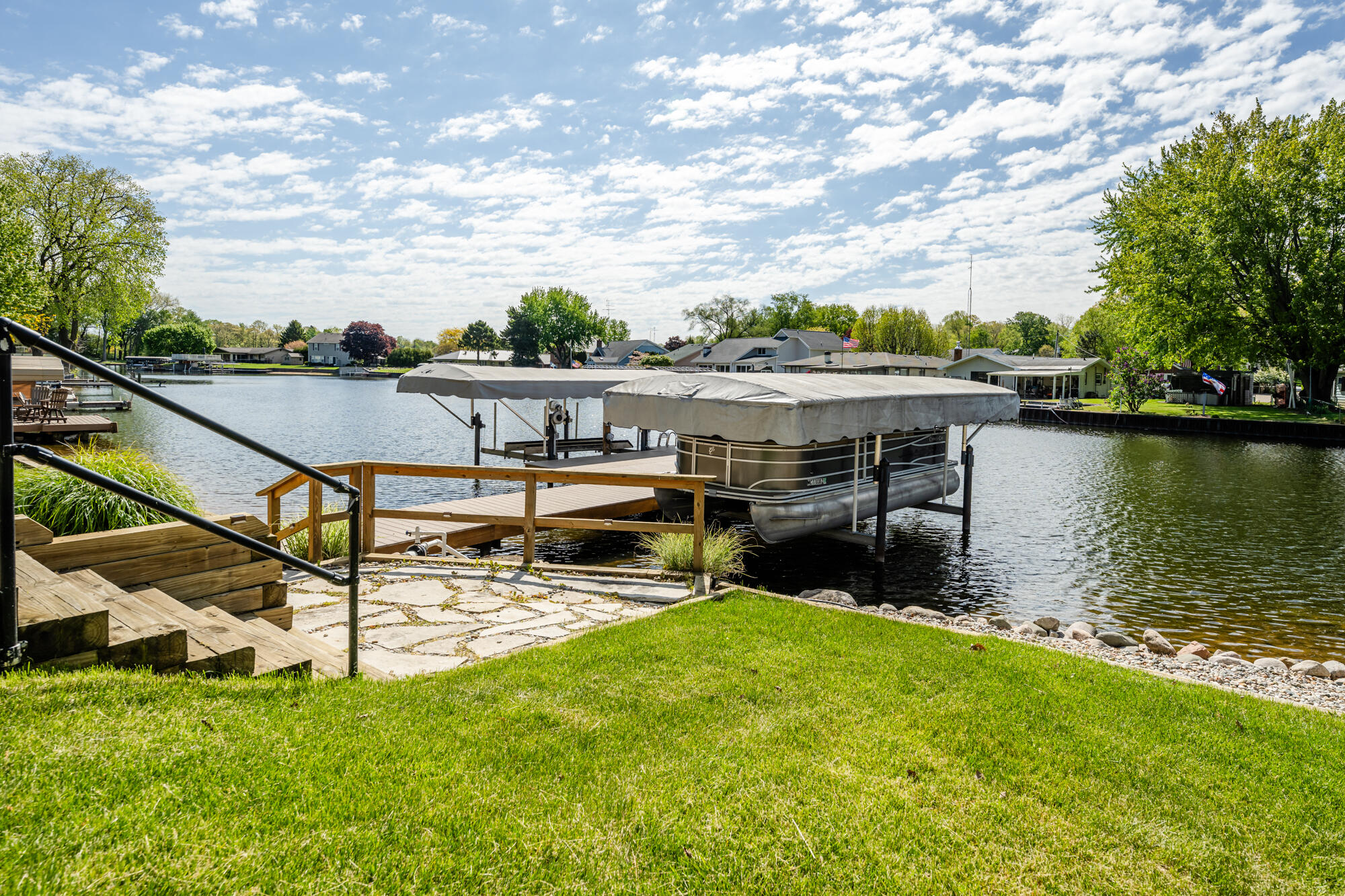 6876 Shore Drive Coloma MI 49038