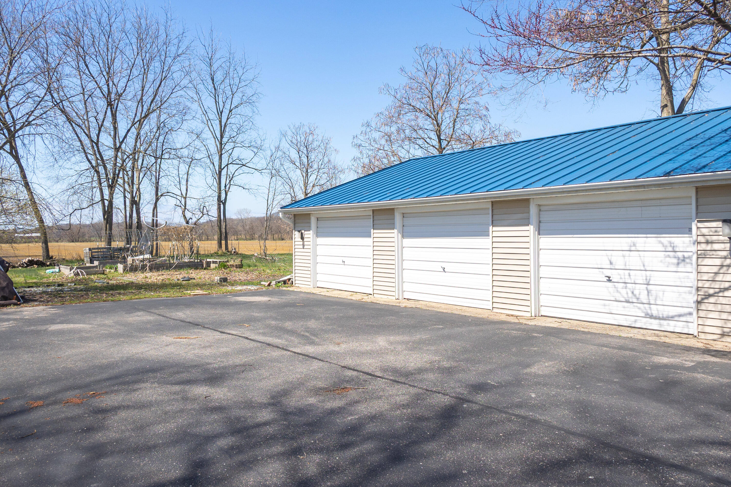 501 N Elm Street Three Oaks MI 49128