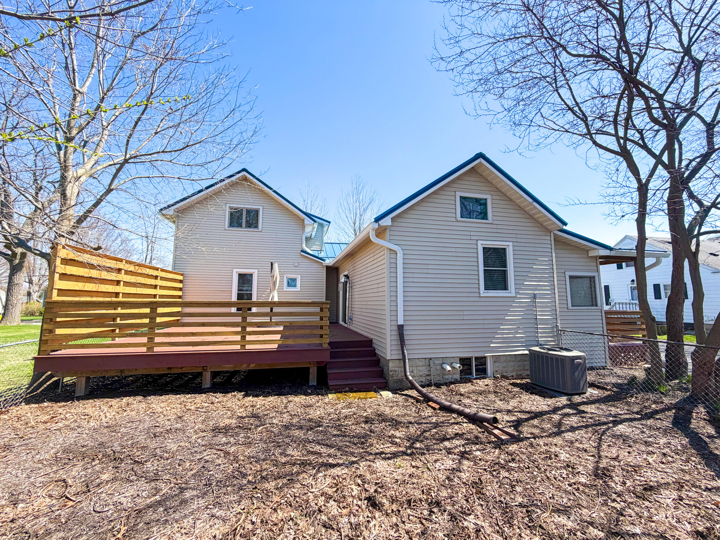 501 N Elm Street Three Oaks MI 49128