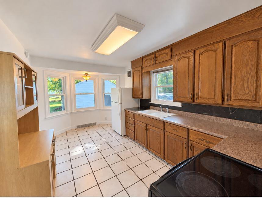 1922 Miles Avenue Kalamazoo MI 49001