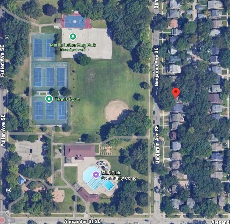 910 Benjamin Avenue SE Grand Rapids MI 49506