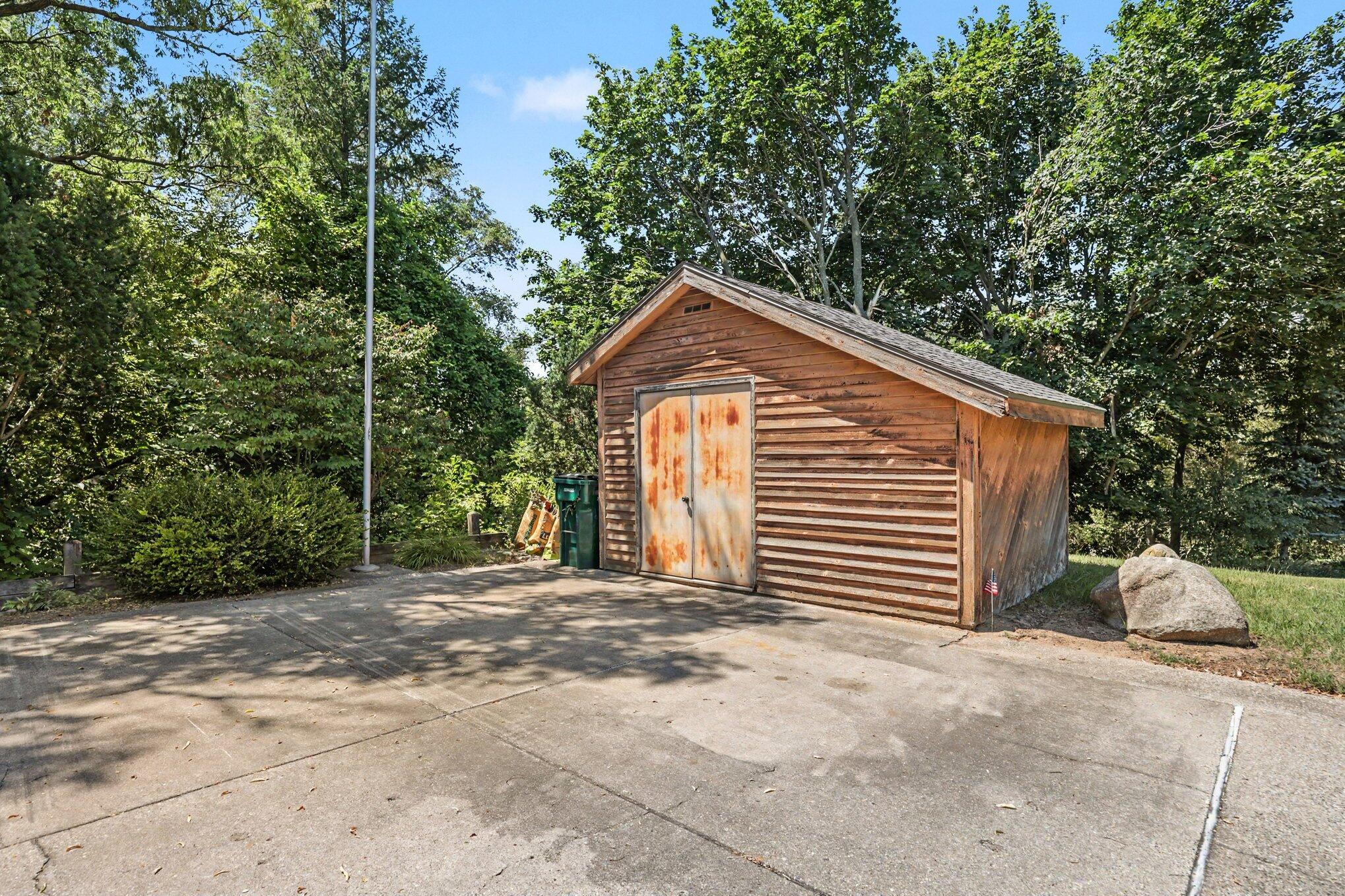 2810 Wausaukee Drive NE Grand Rapids MI 49525