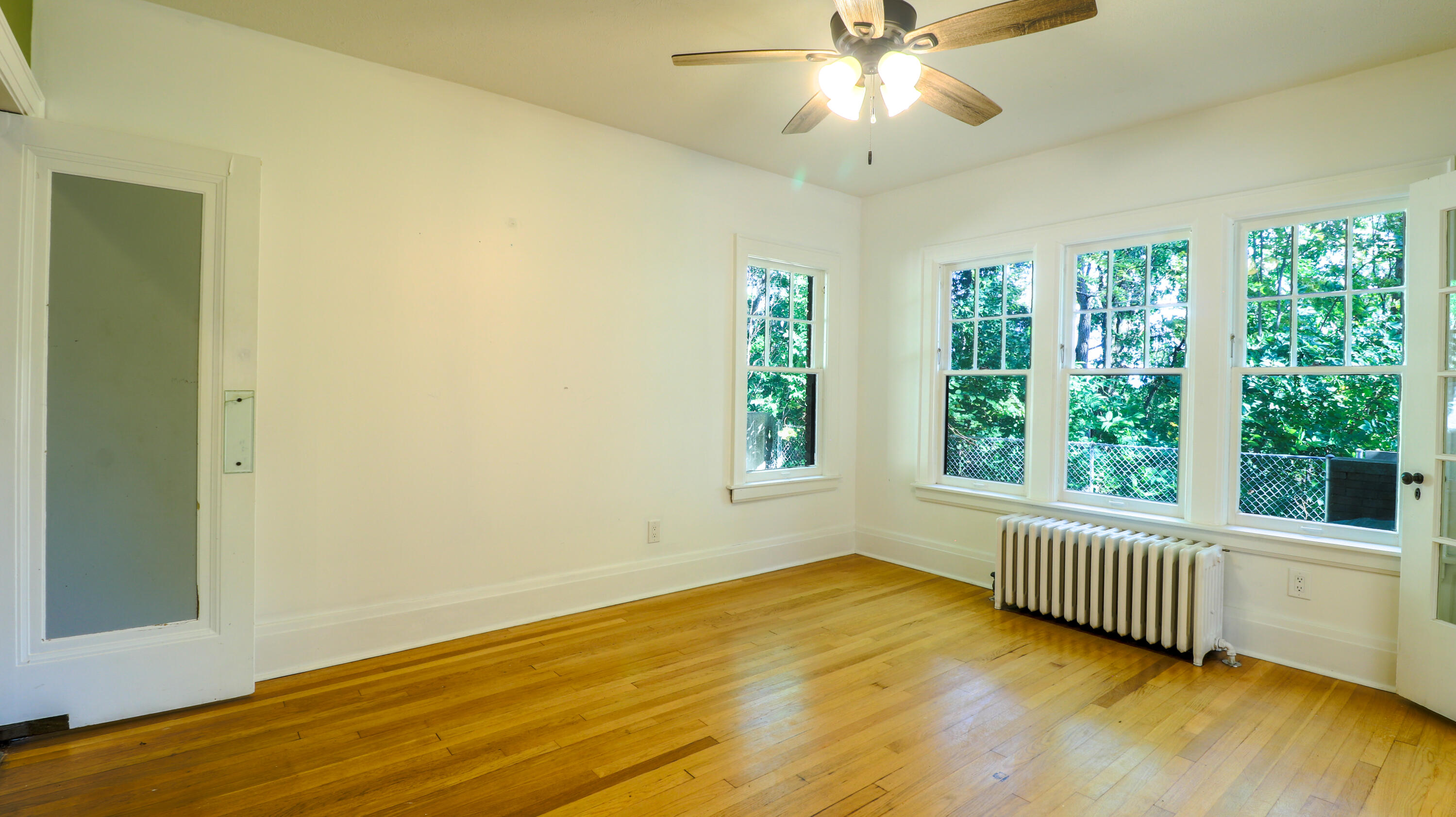 1327 Bridge Street NW Grand Rapids MI 49504