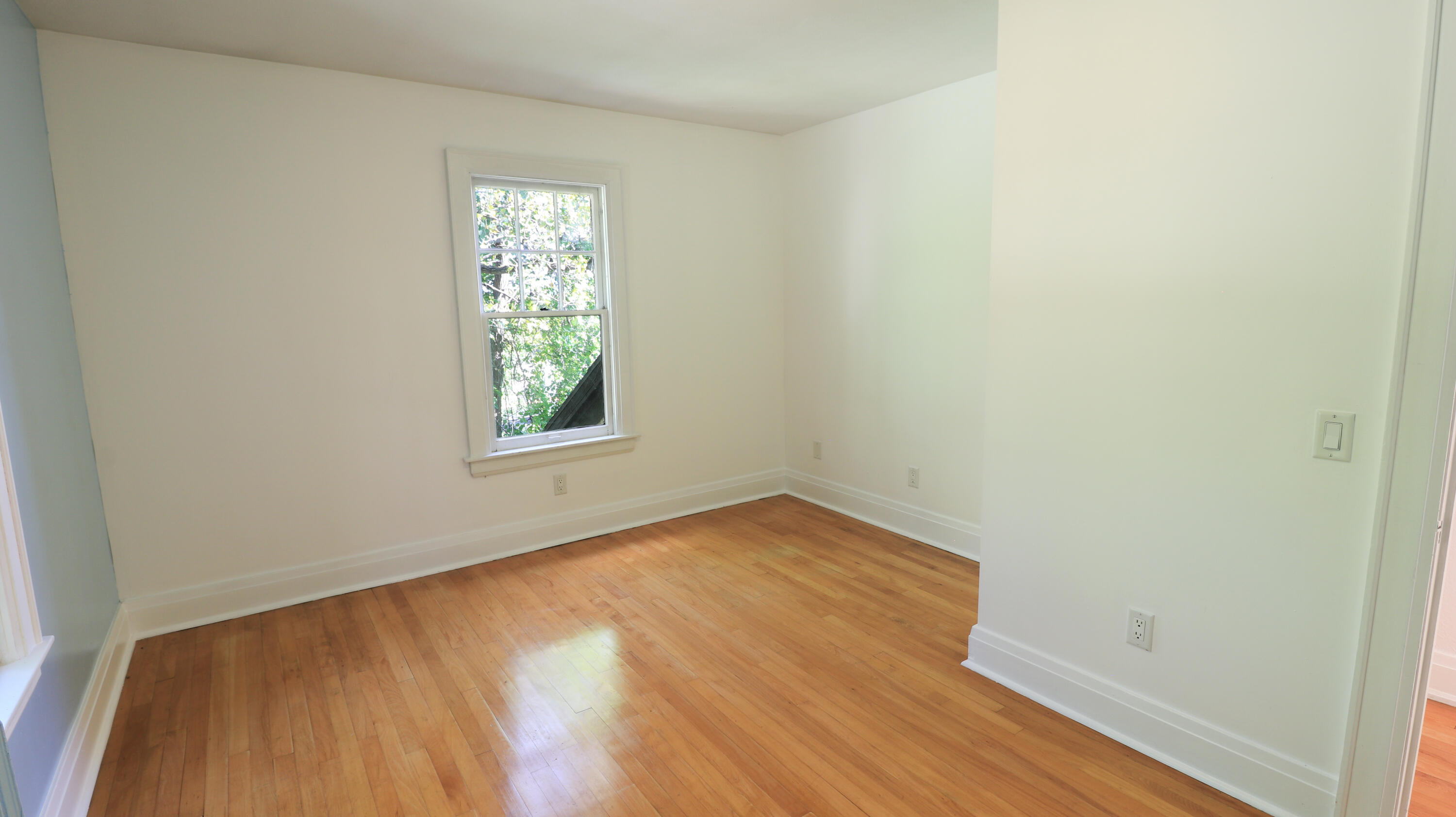 1327 Bridge Street NW Grand Rapids MI 49504