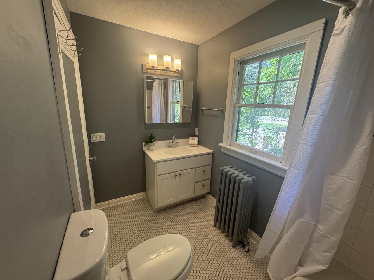 1327 Bridge Street NW Grand Rapids MI 49504