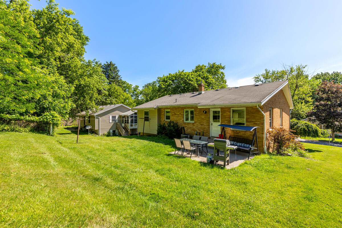 1133 Dick Avenue NW Grand Rapids MI 49504