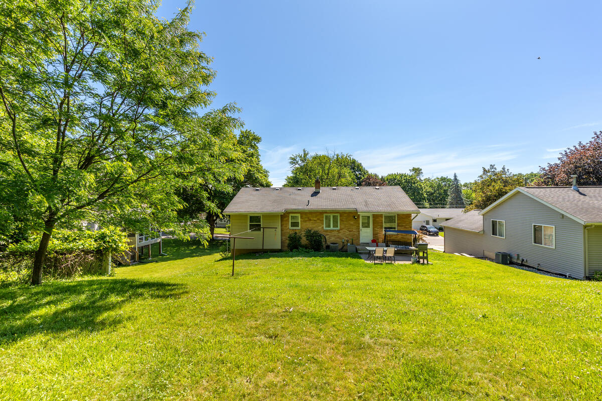 1133 Dick Avenue NW Grand Rapids MI 49504