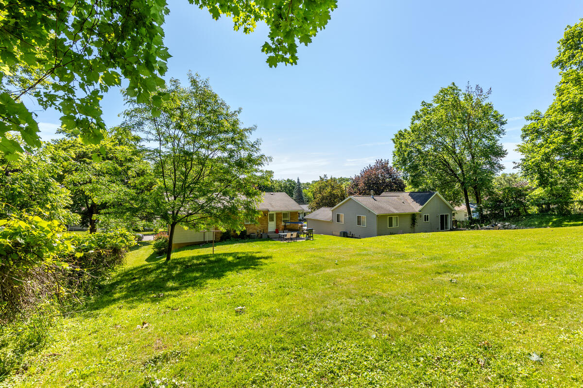1133 Dick Avenue NW Grand Rapids MI 49504