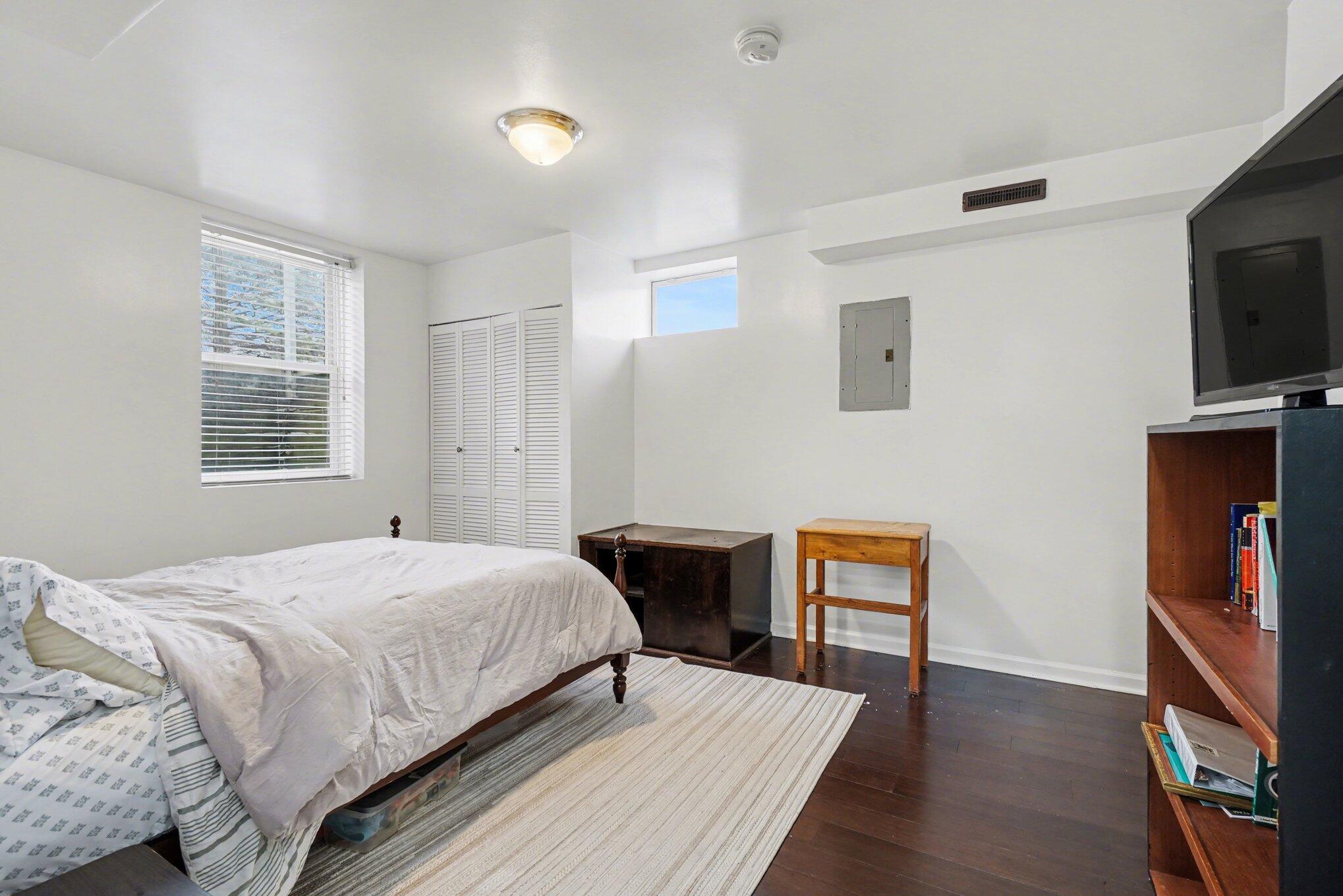 2720 W Main Street Kalamazoo MI 49006