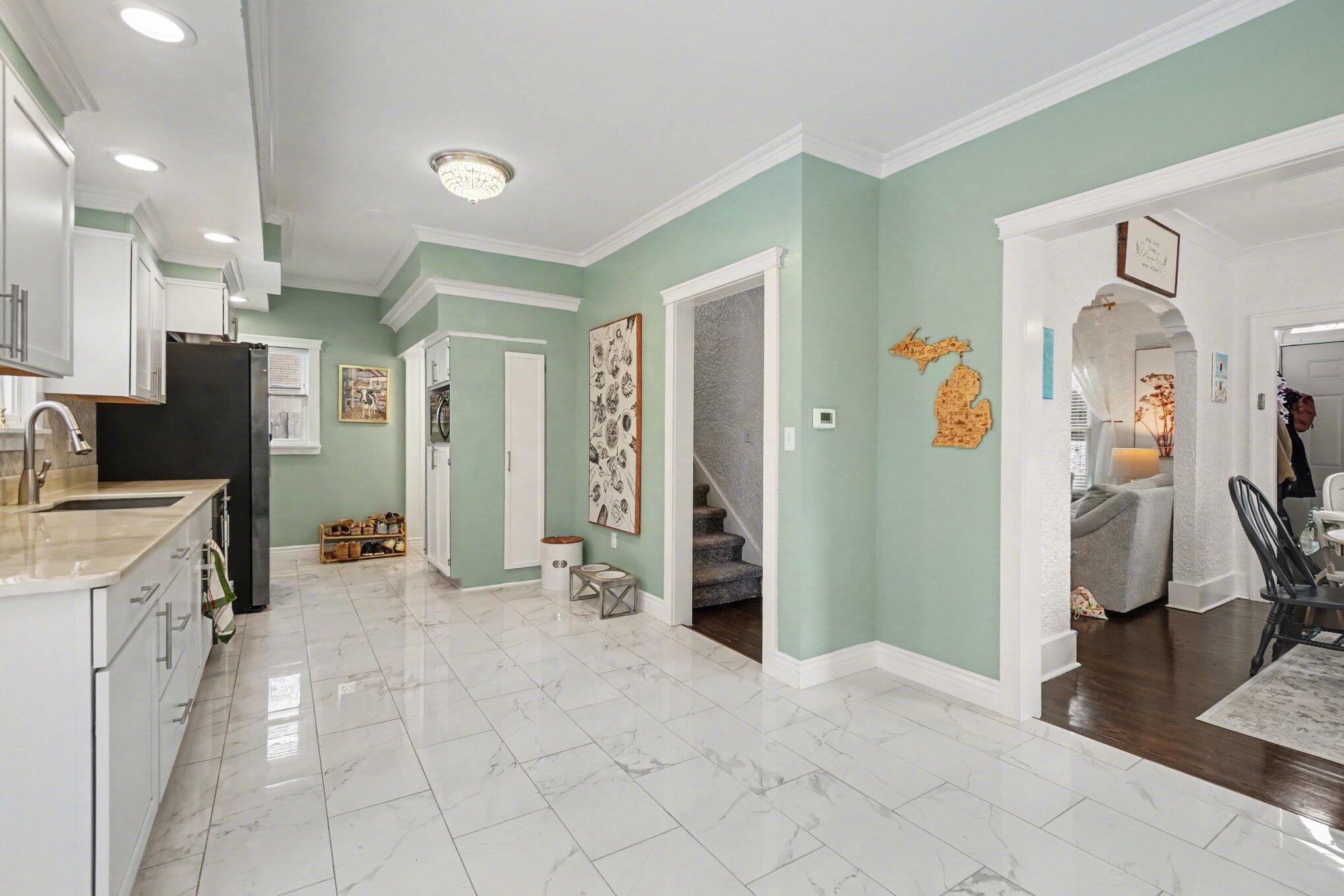 2720 W Main Street Kalamazoo MI 49006