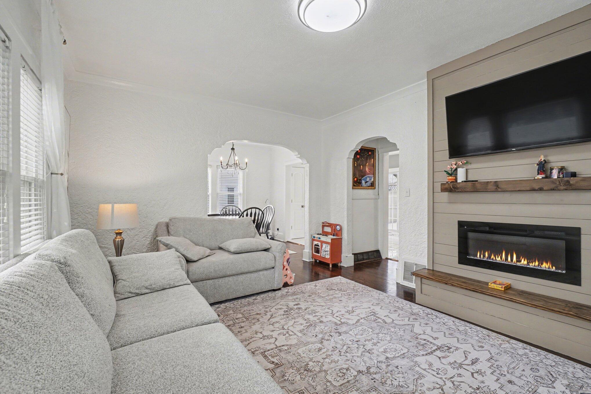 2720 W Main Street Kalamazoo MI 49006