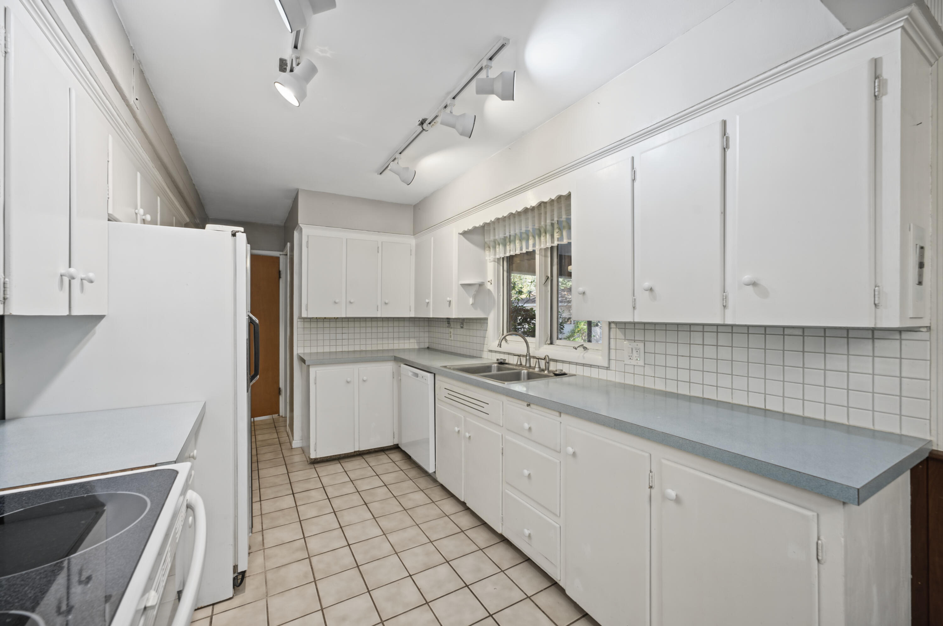 10247 S Westnedge Avenue Portage MI 49002