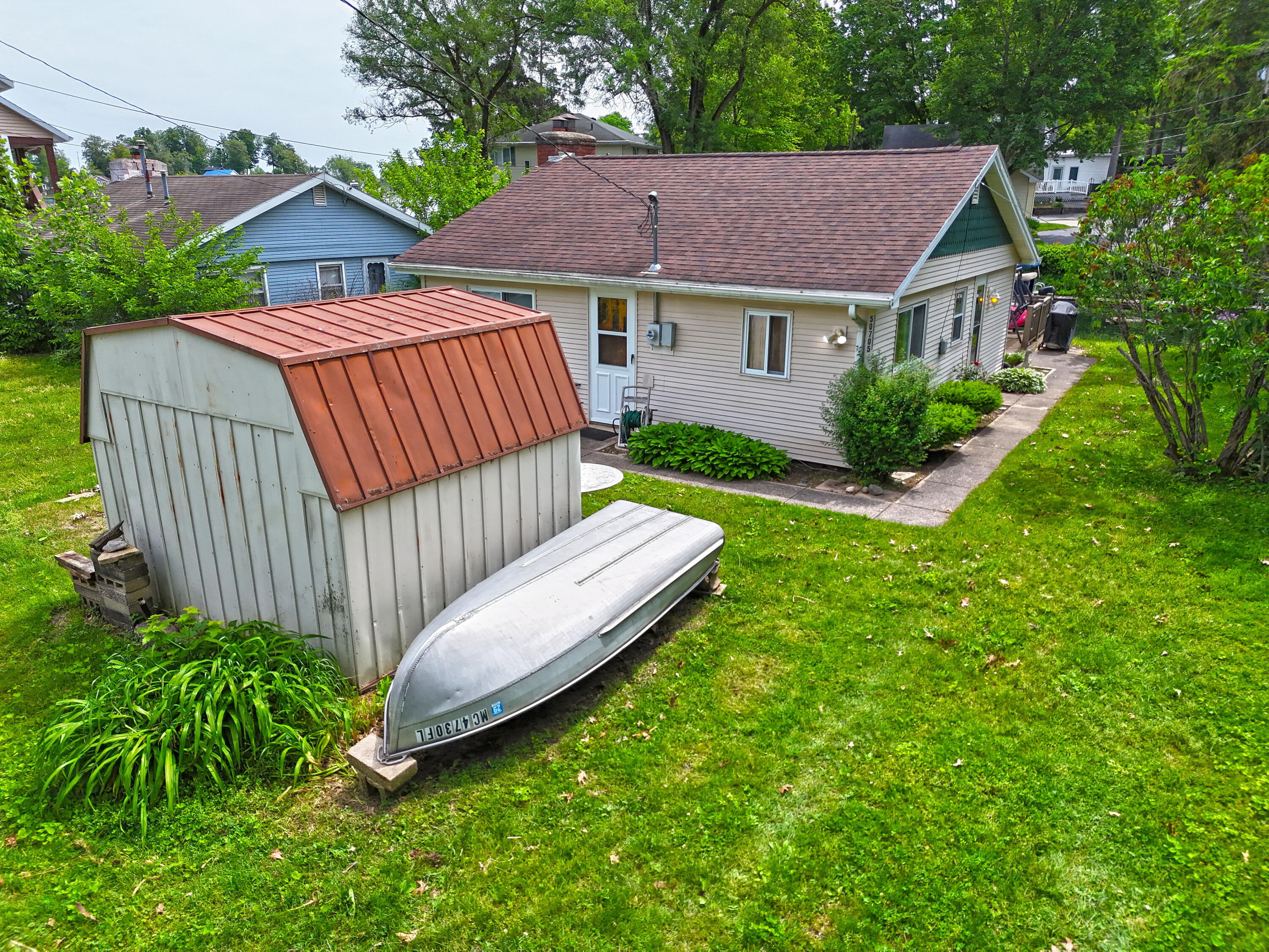50705 W Bay Road Dowagiac MI 49047