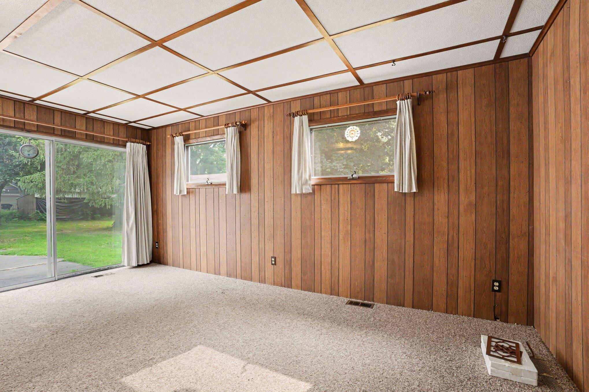 236 Cora Street Allegan MI 49010