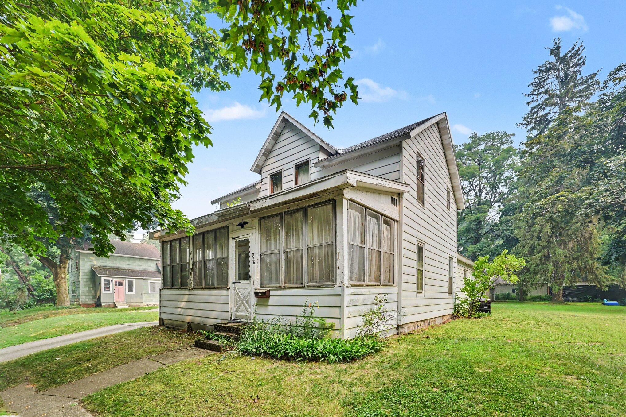 236 Cora Street Allegan MI 49010