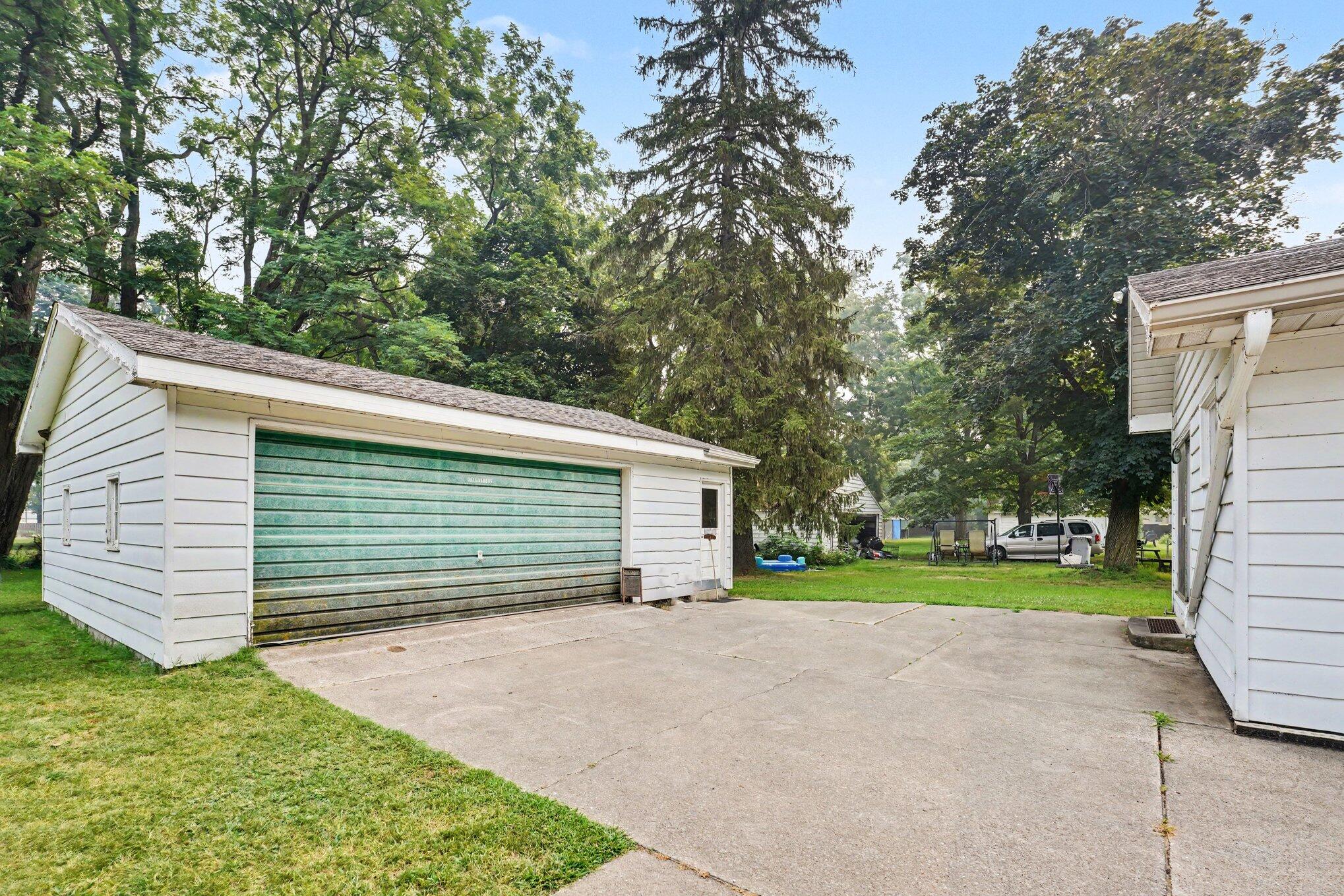 236 Cora Street Allegan MI 49010