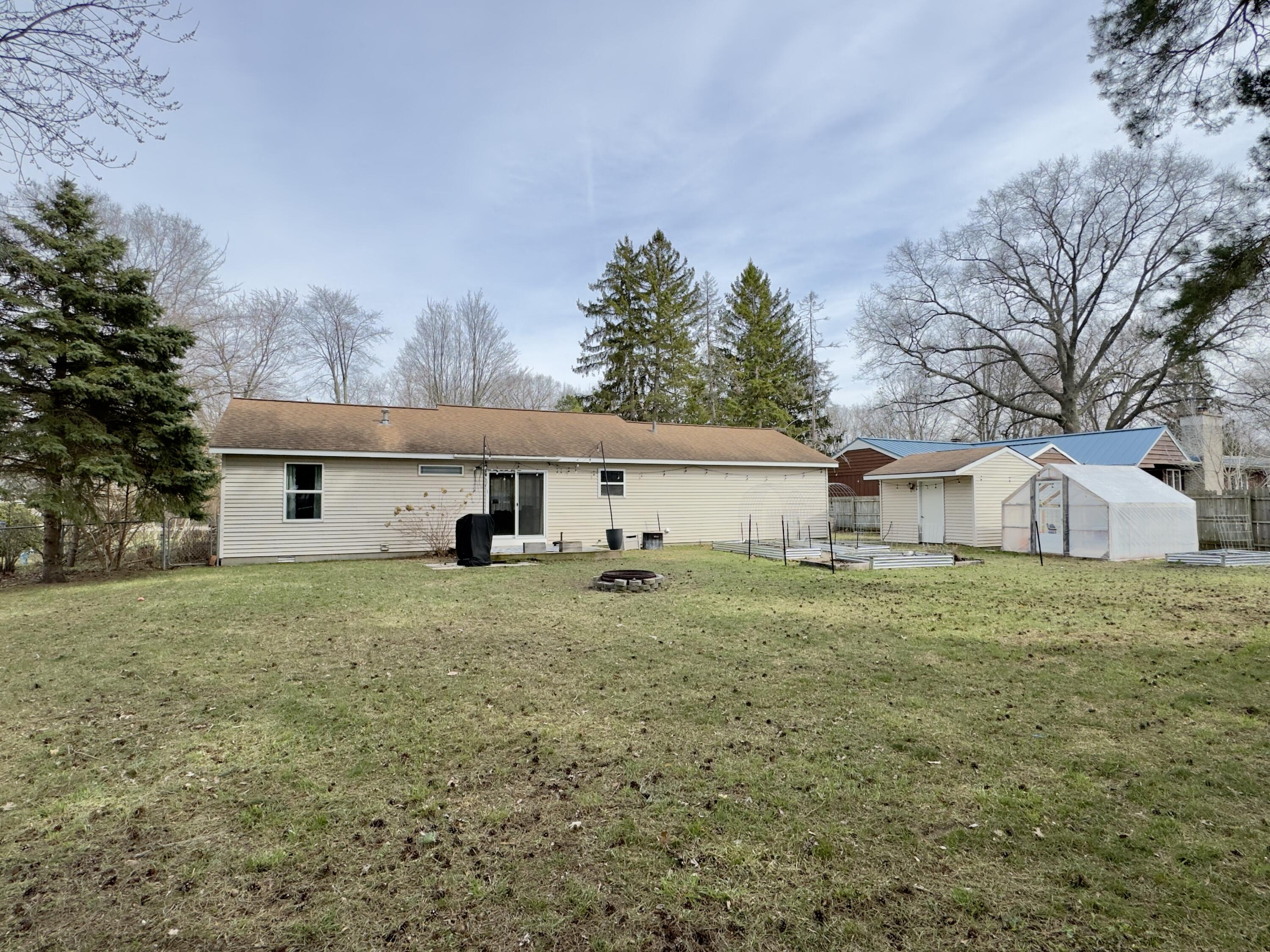 15577 Pine Street Grand Haven MI 49417