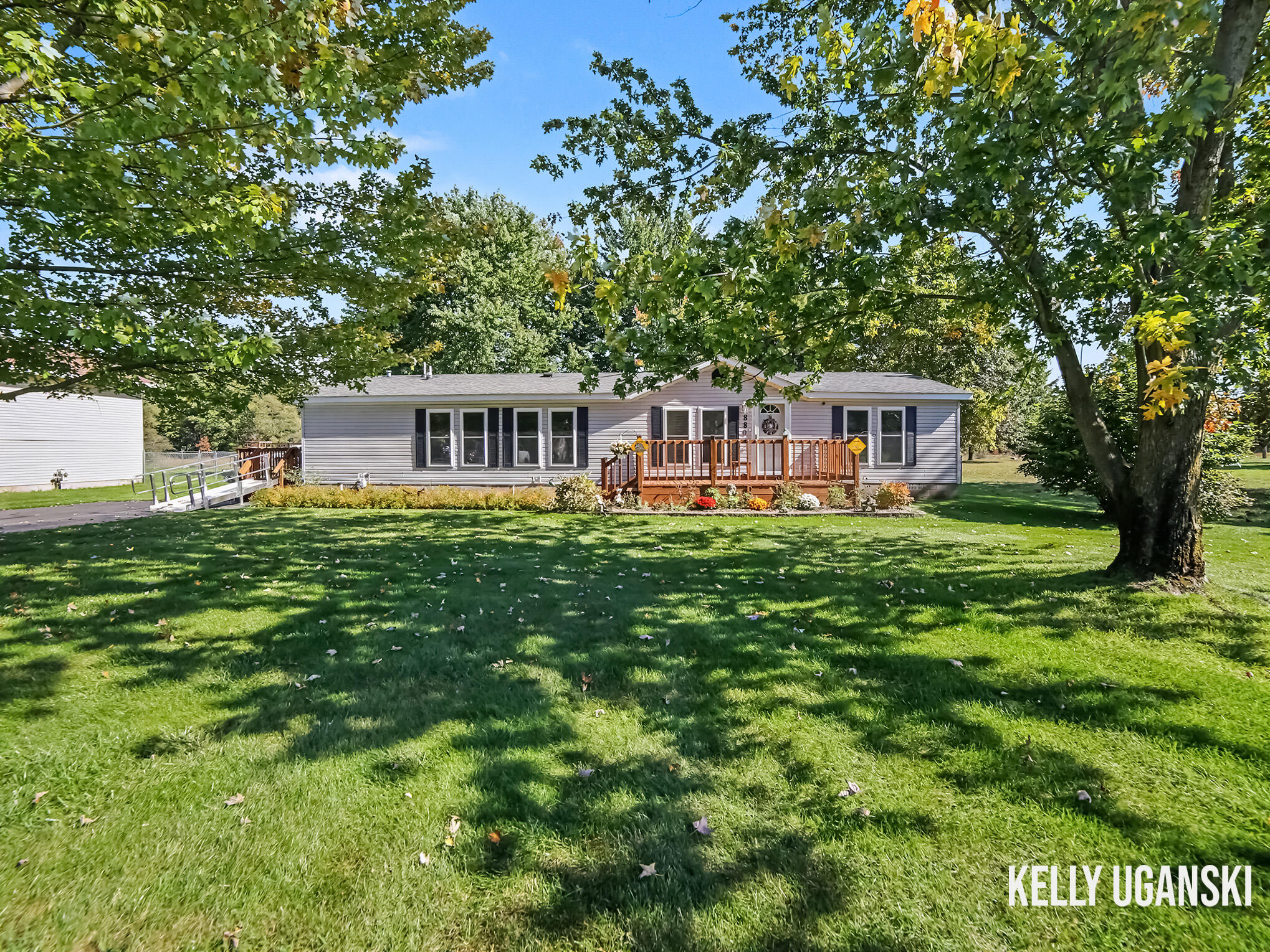 880 S Wolf Lake Road Muskegon MI 49442
