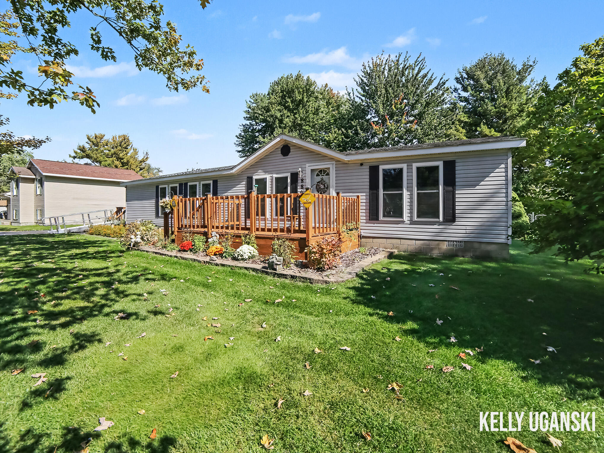 880 S Wolf Lake Road Muskegon MI 49442
