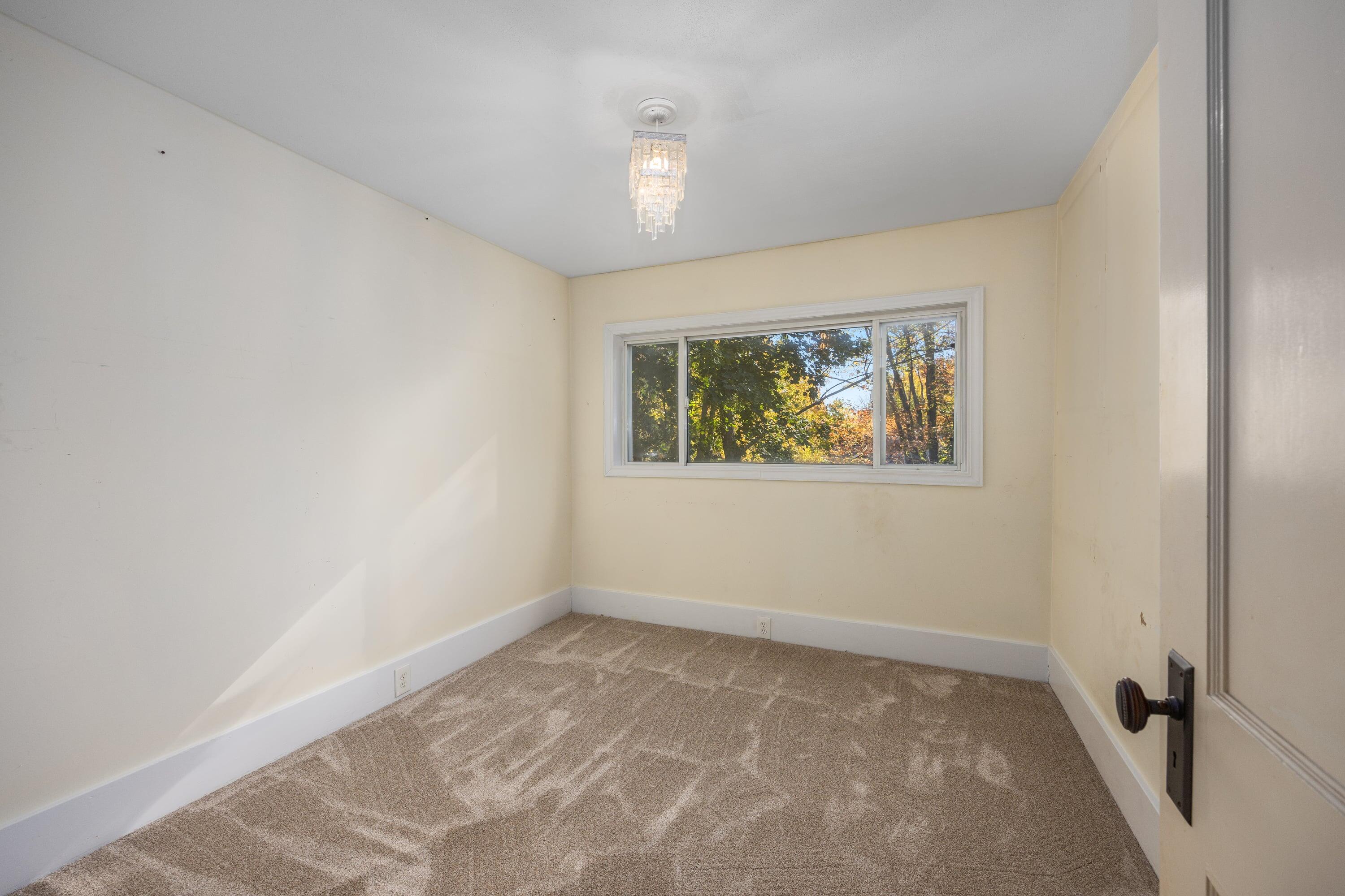 1633 Kinney Avenue NW Grand Rapids MI 49534