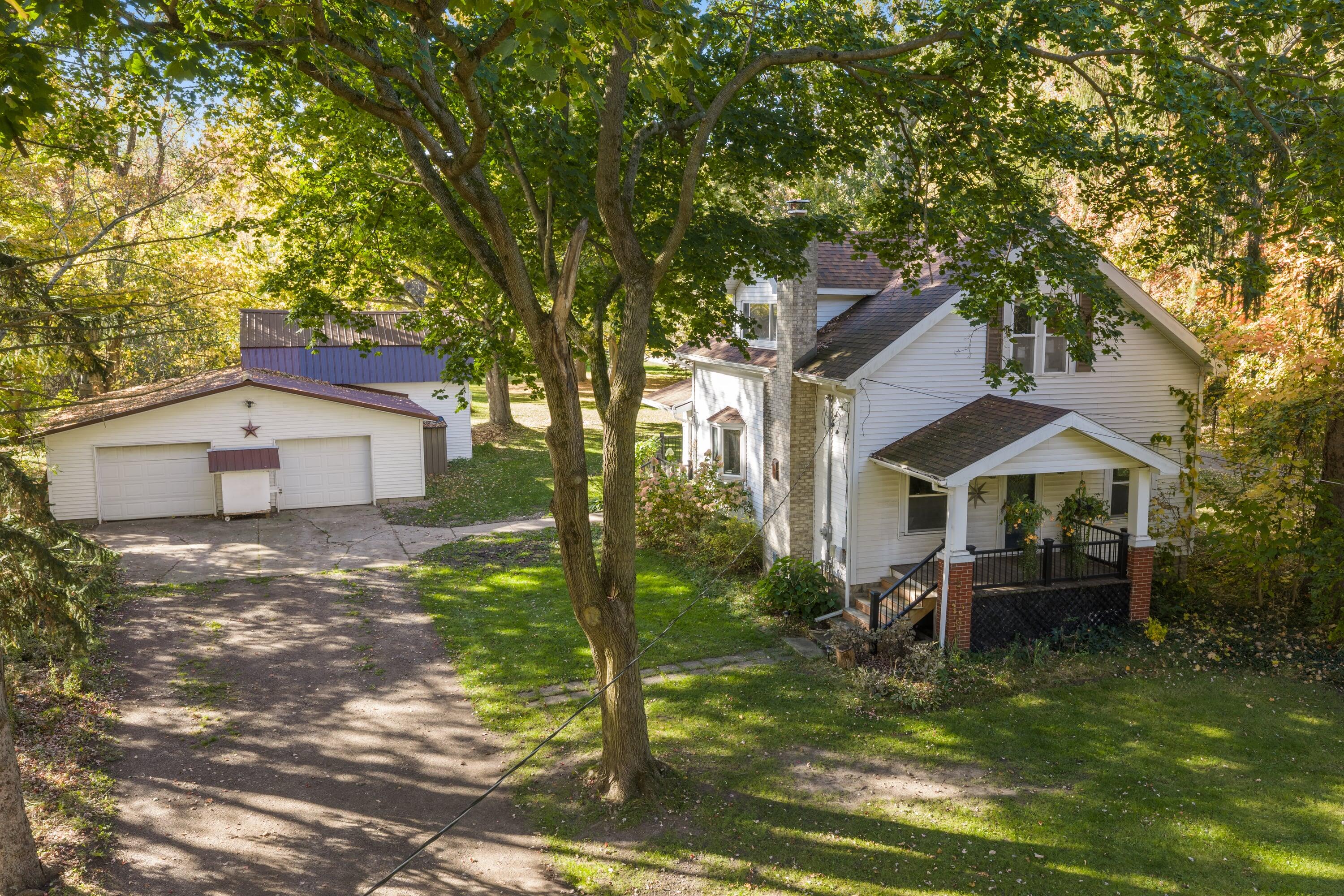 1633 Kinney Avenue NW Grand Rapids MI 49534