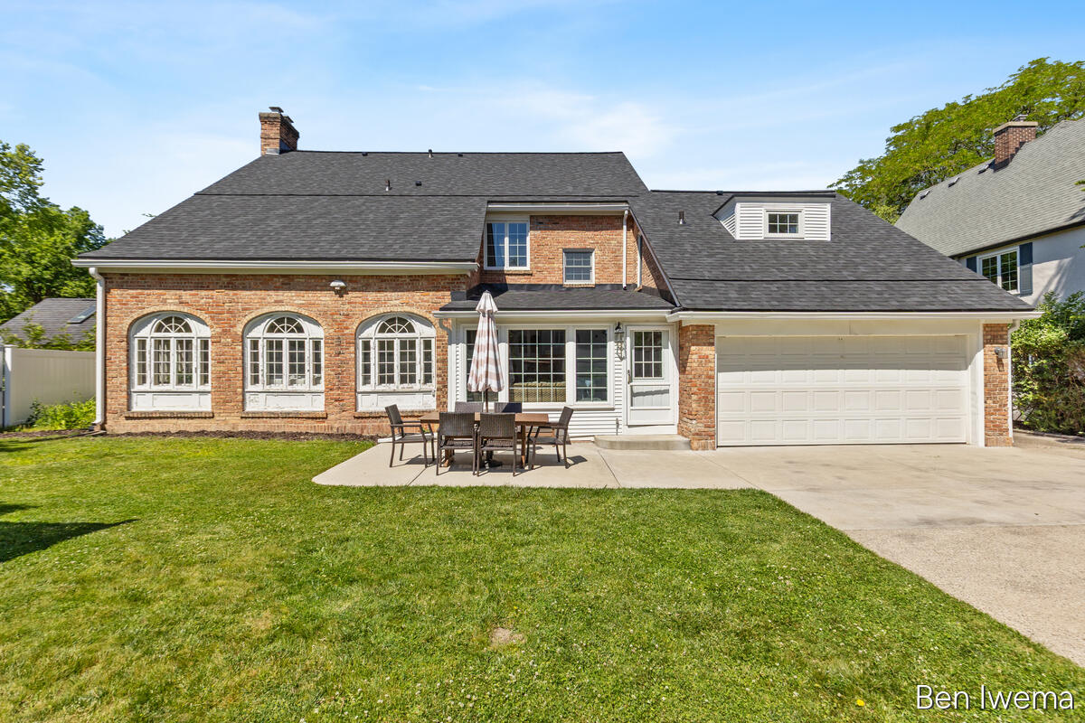 610 Locust Avenue SE Grand Rapids MI 49506