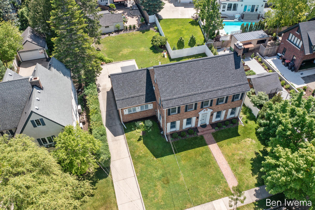 610 Locust Avenue SE Grand Rapids MI 49506