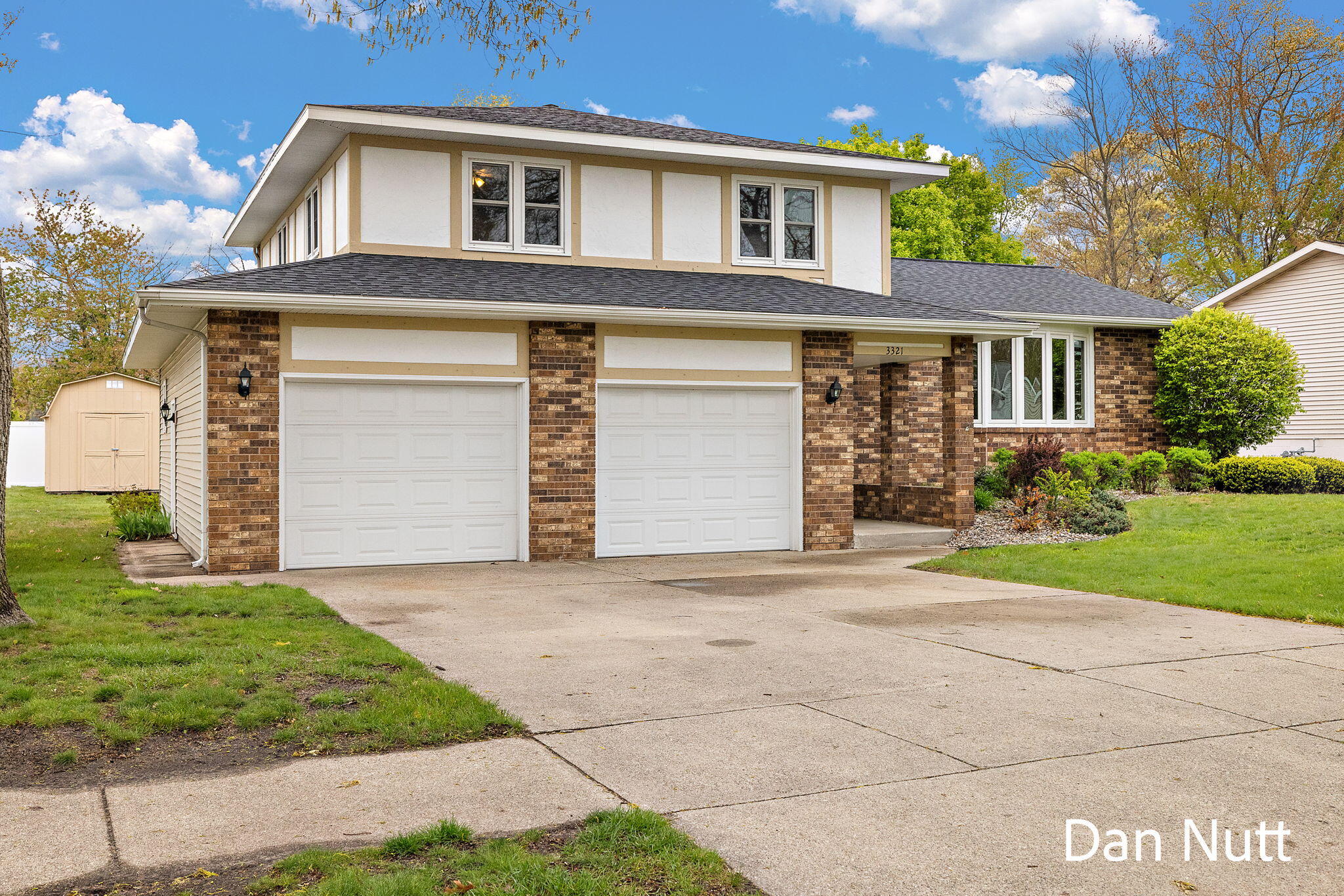 3321 Rockland Road Muskegon MI 49441