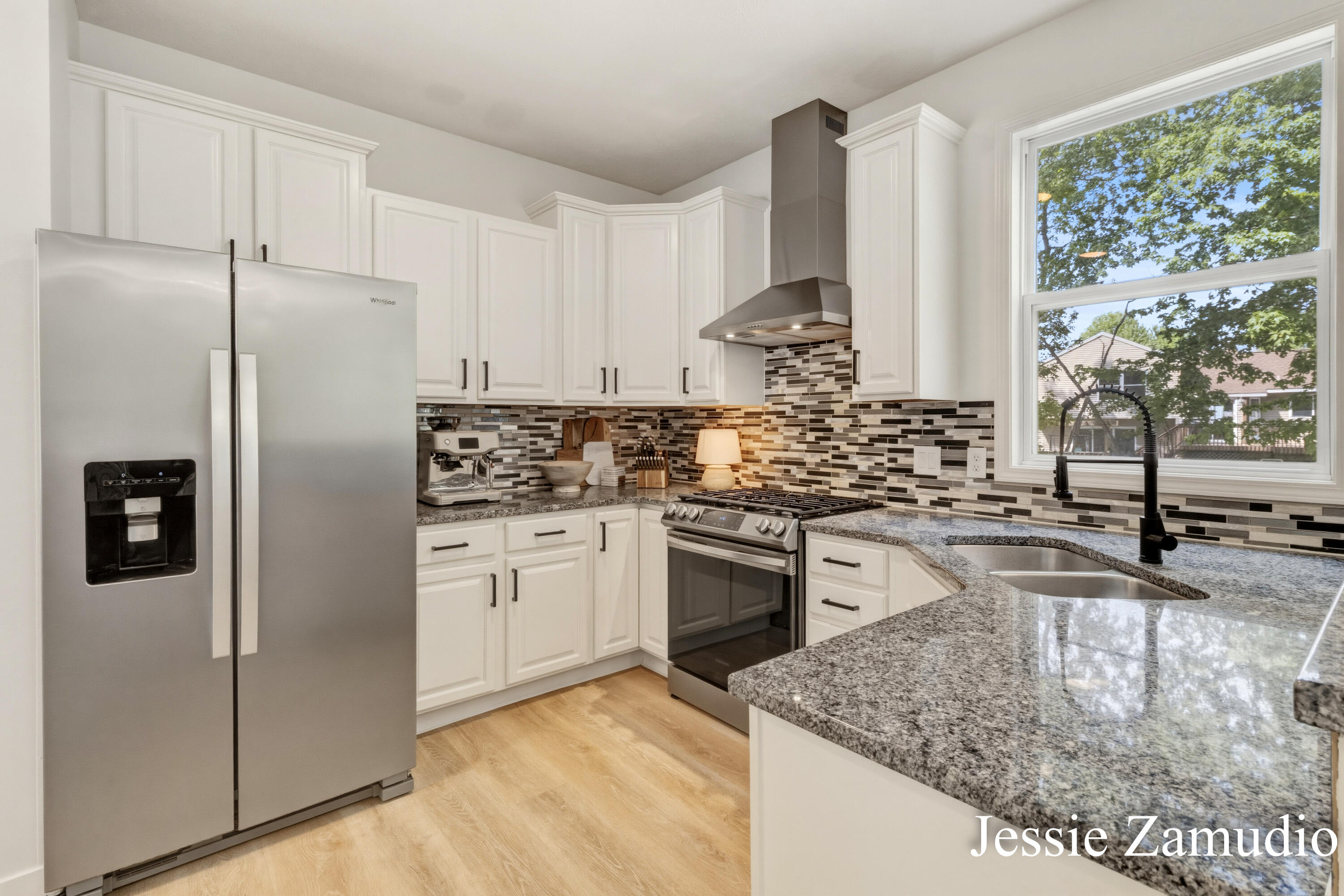 5609 E Grove Drive SE Grand Rapids MI 49512