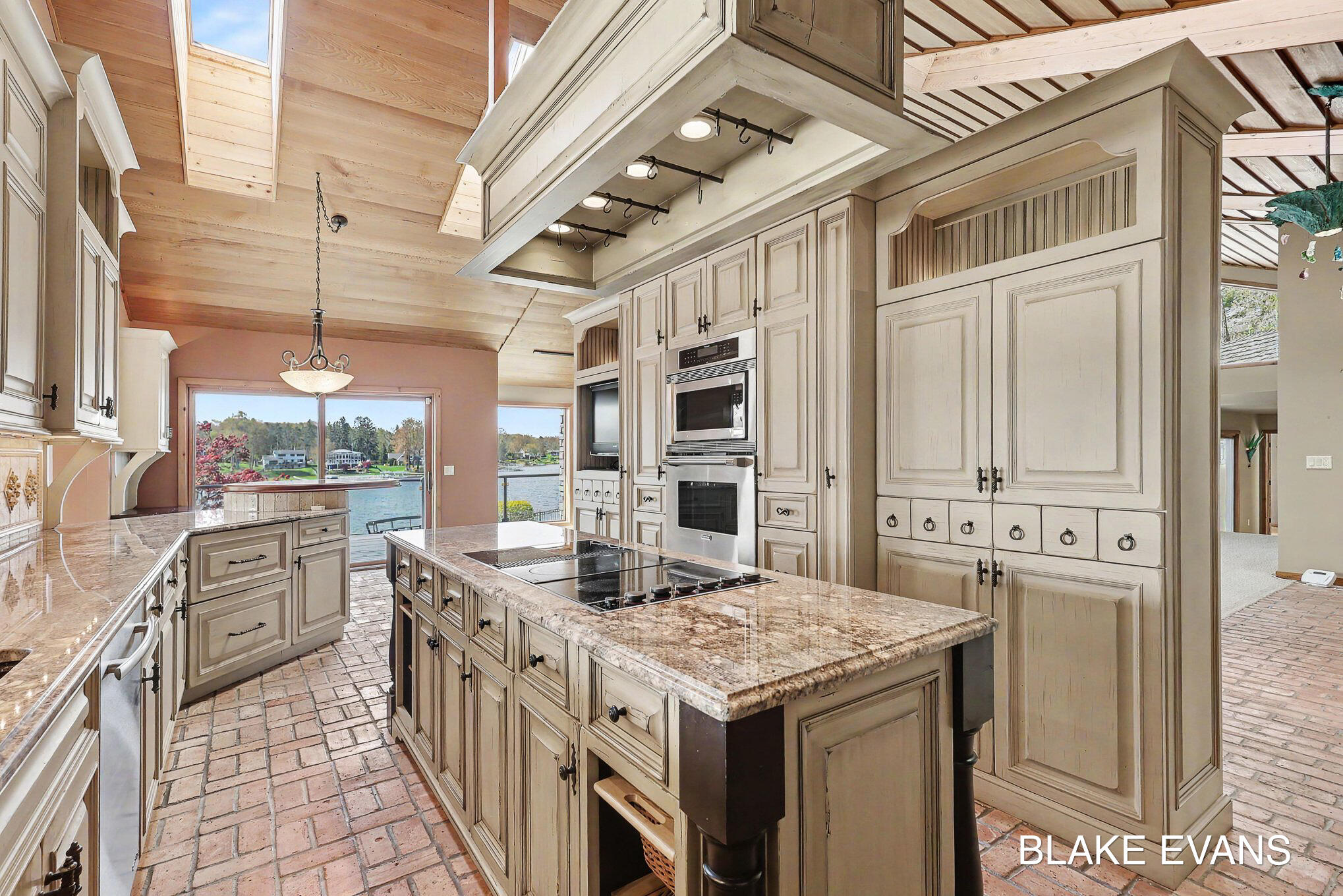 4069 Forest Point Drive Norton Shores MI 49441