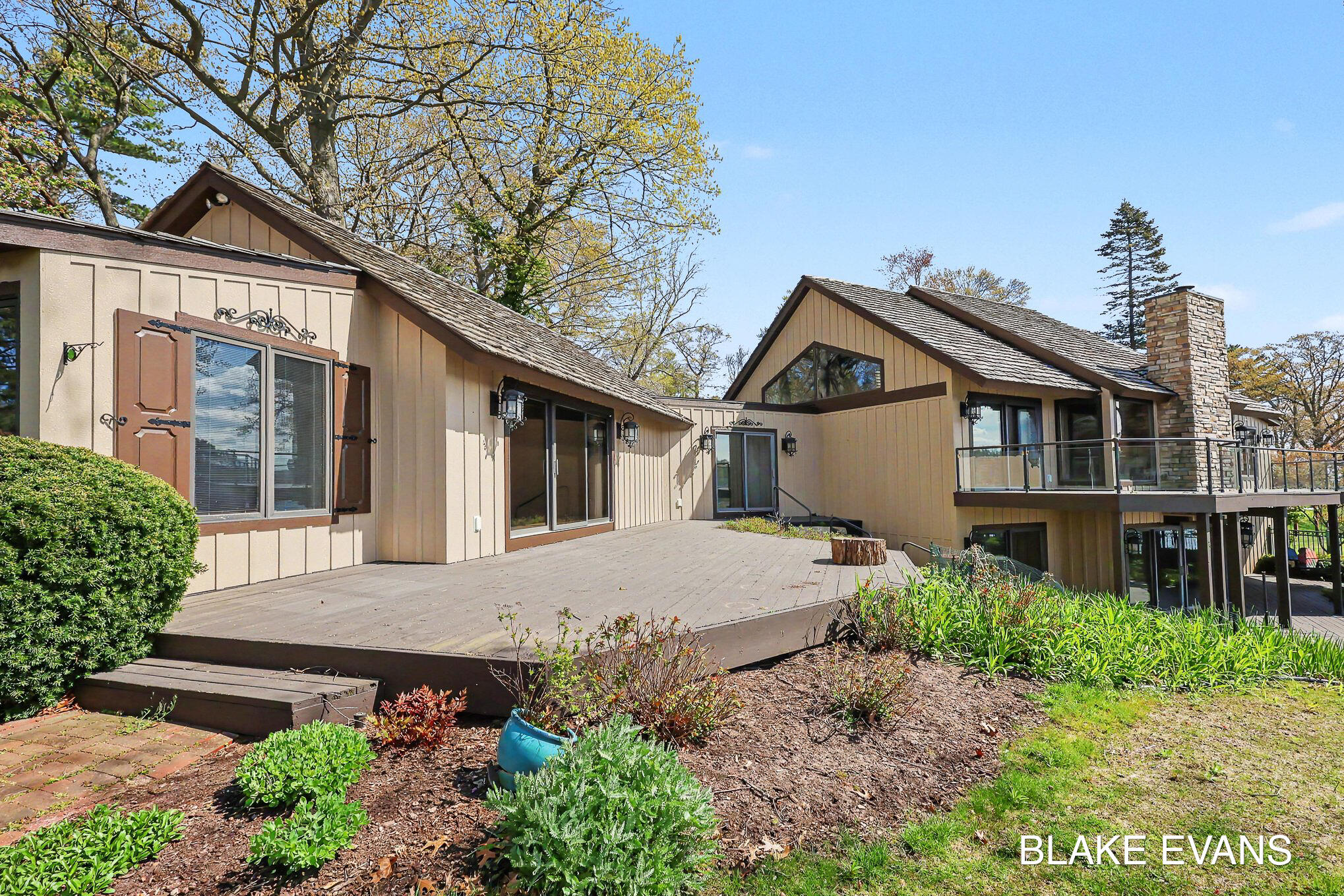 4069 Forest Point Drive Norton Shores MI 49441