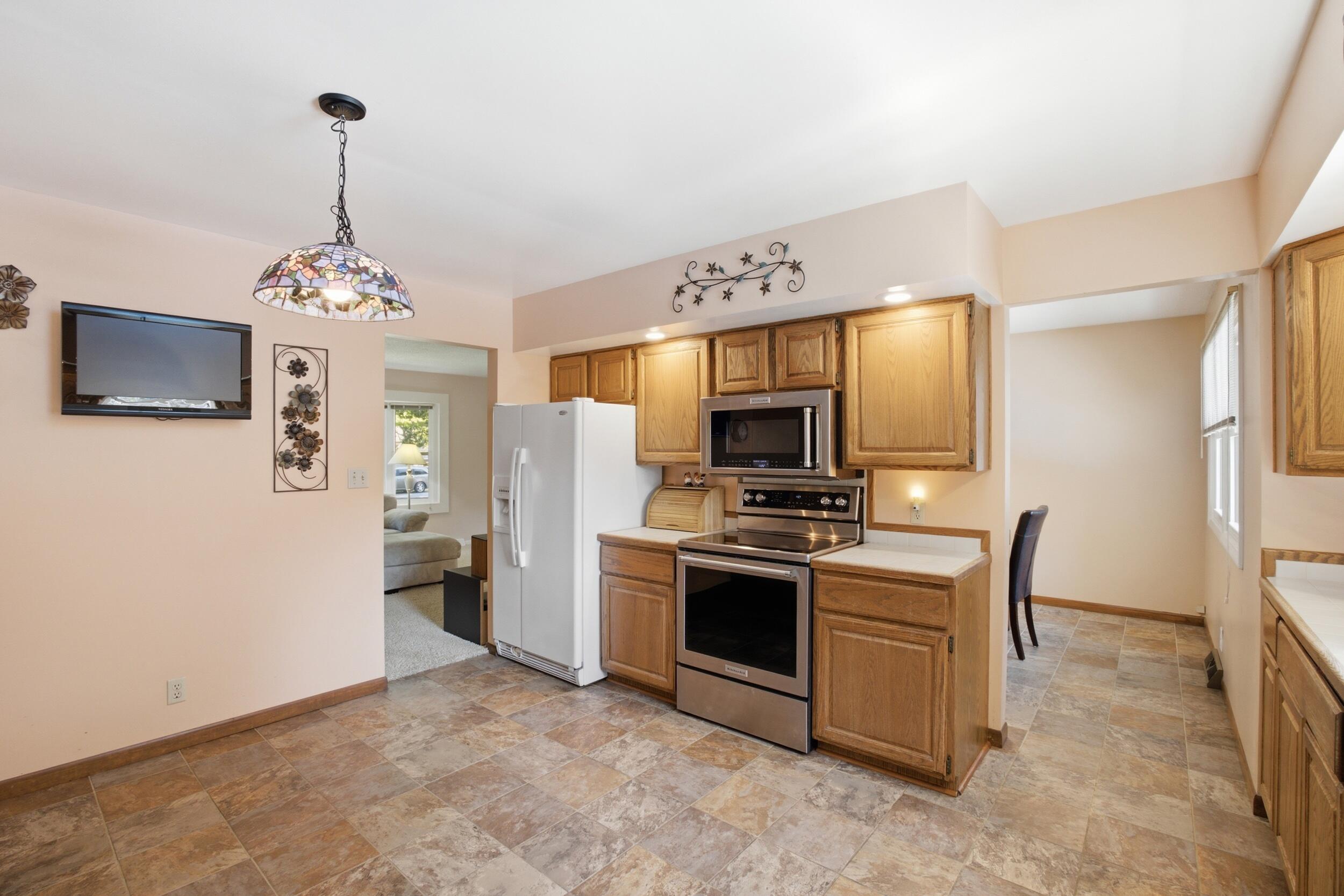 1076 Lancelot Drive Muskegon MI 49445