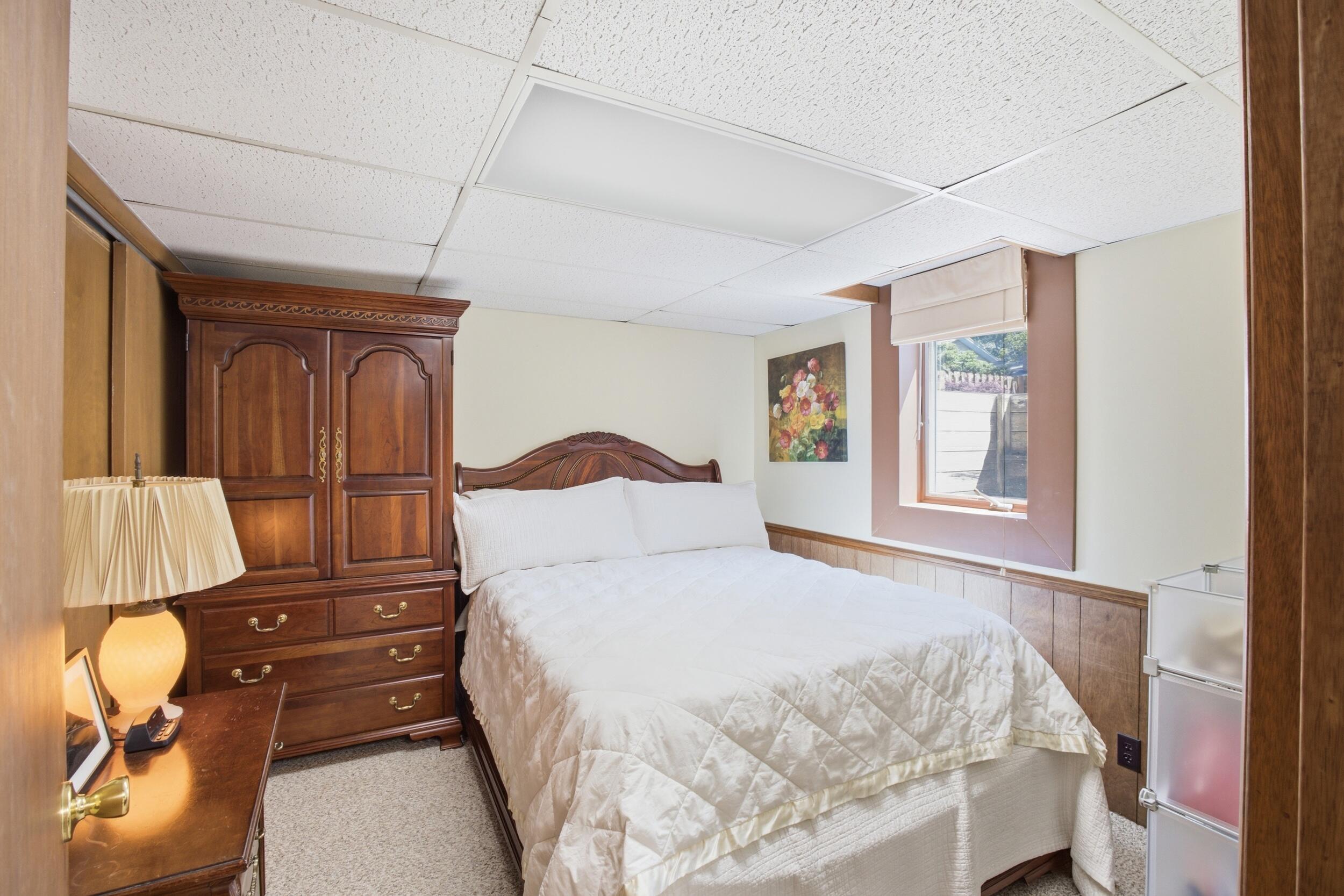 1076 Lancelot Drive Muskegon MI 49445