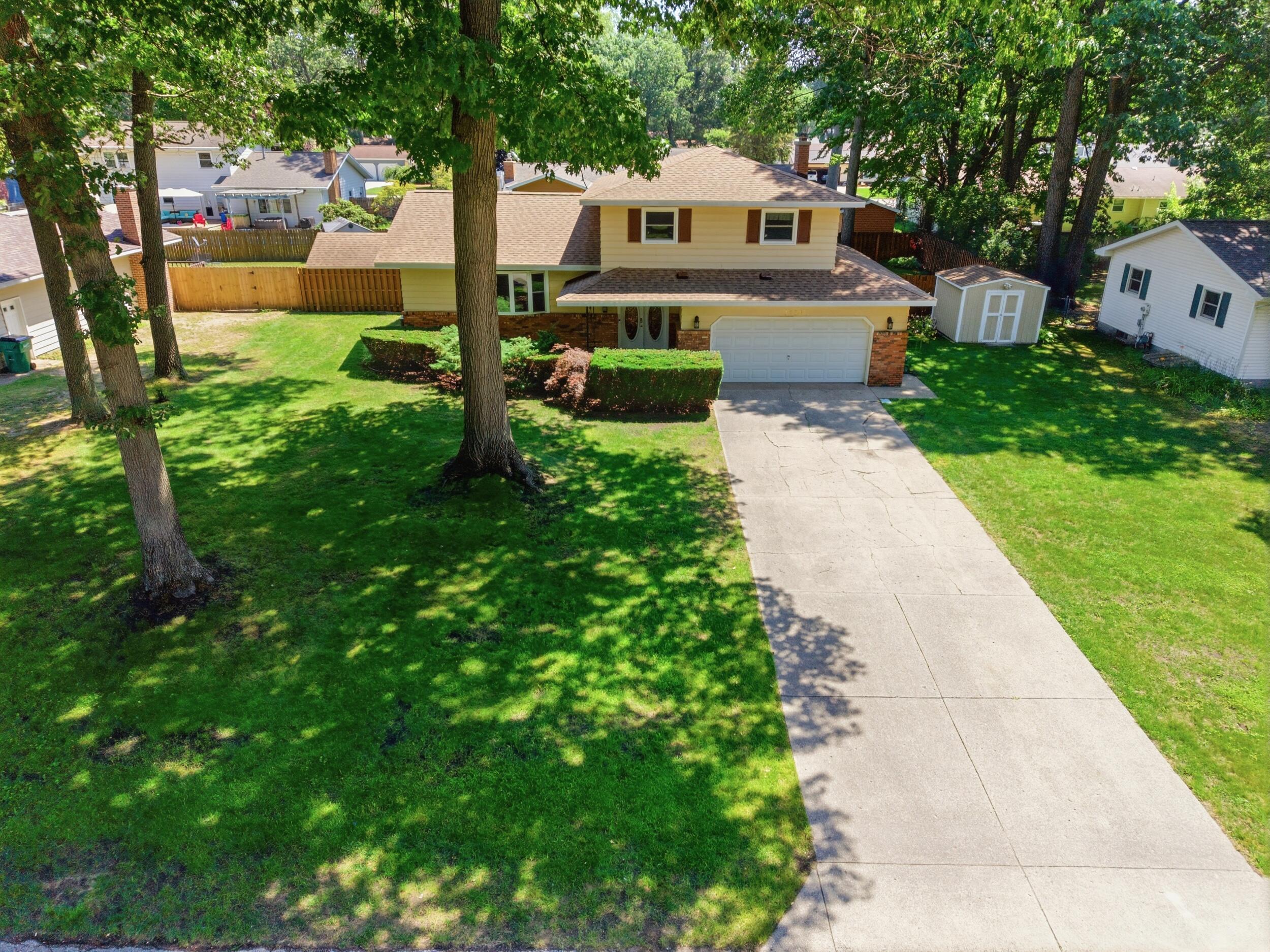 1076 Lancelot Drive Muskegon MI 49445