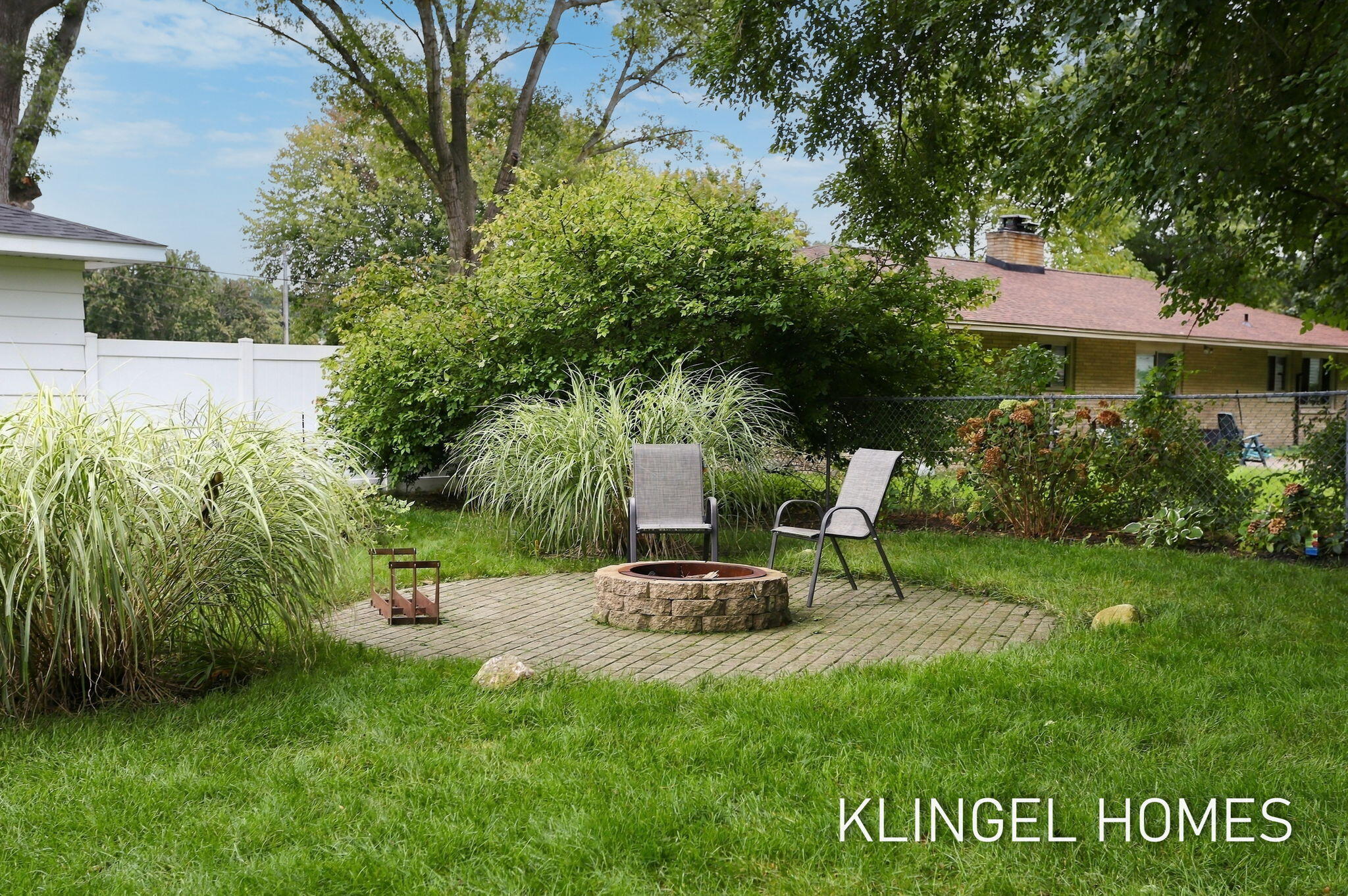 695 Glenwood Avenue Muskegon MI 49445