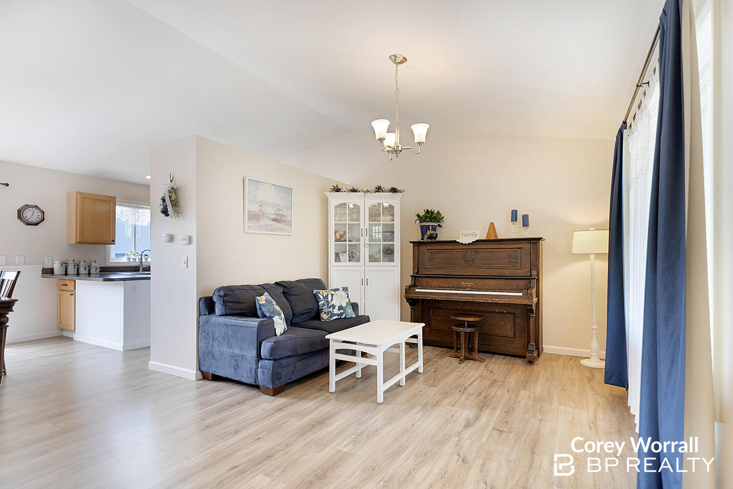 428 Sunbrook Street SE Grand Rapids MI 49508