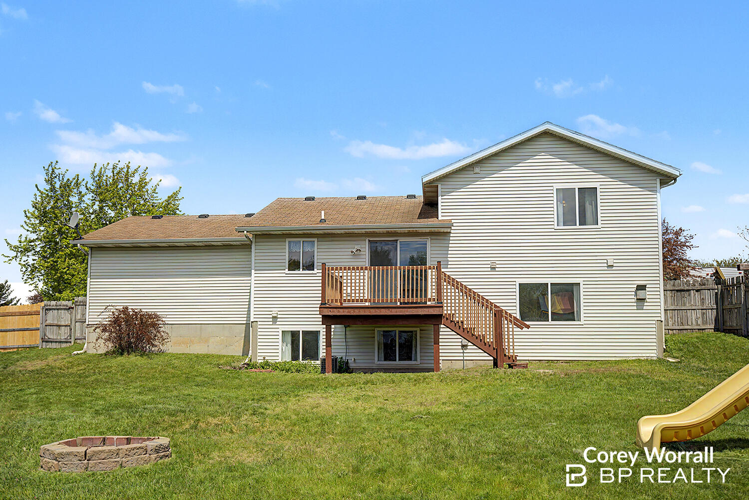 428 Sunbrook Street SE Grand Rapids MI 49508