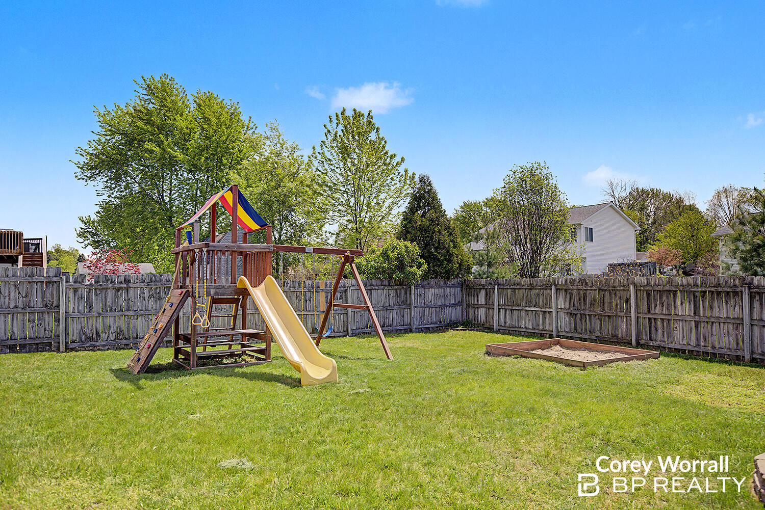 428 Sunbrook Street SE Grand Rapids MI 49508