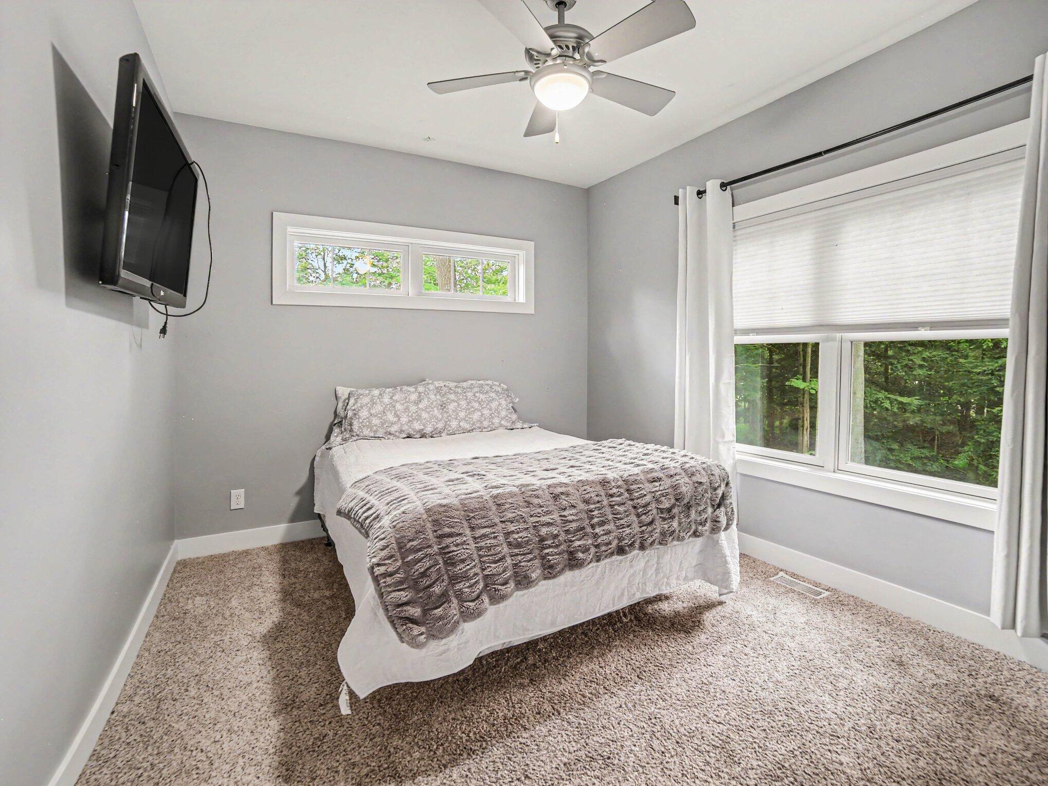 1655 Glenwood Road Ludington MI 49431