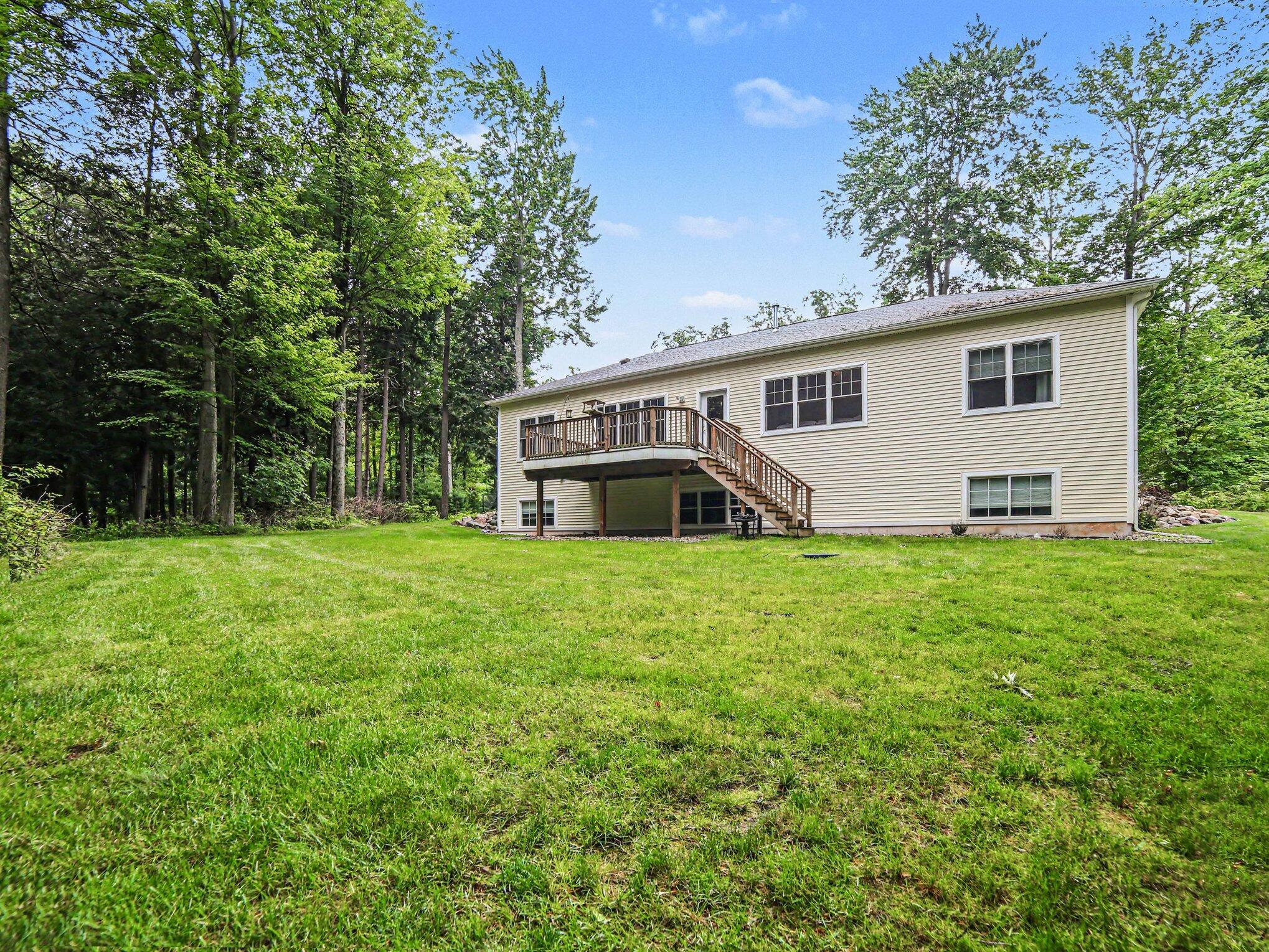 1655 Glenwood Road Ludington MI 49431