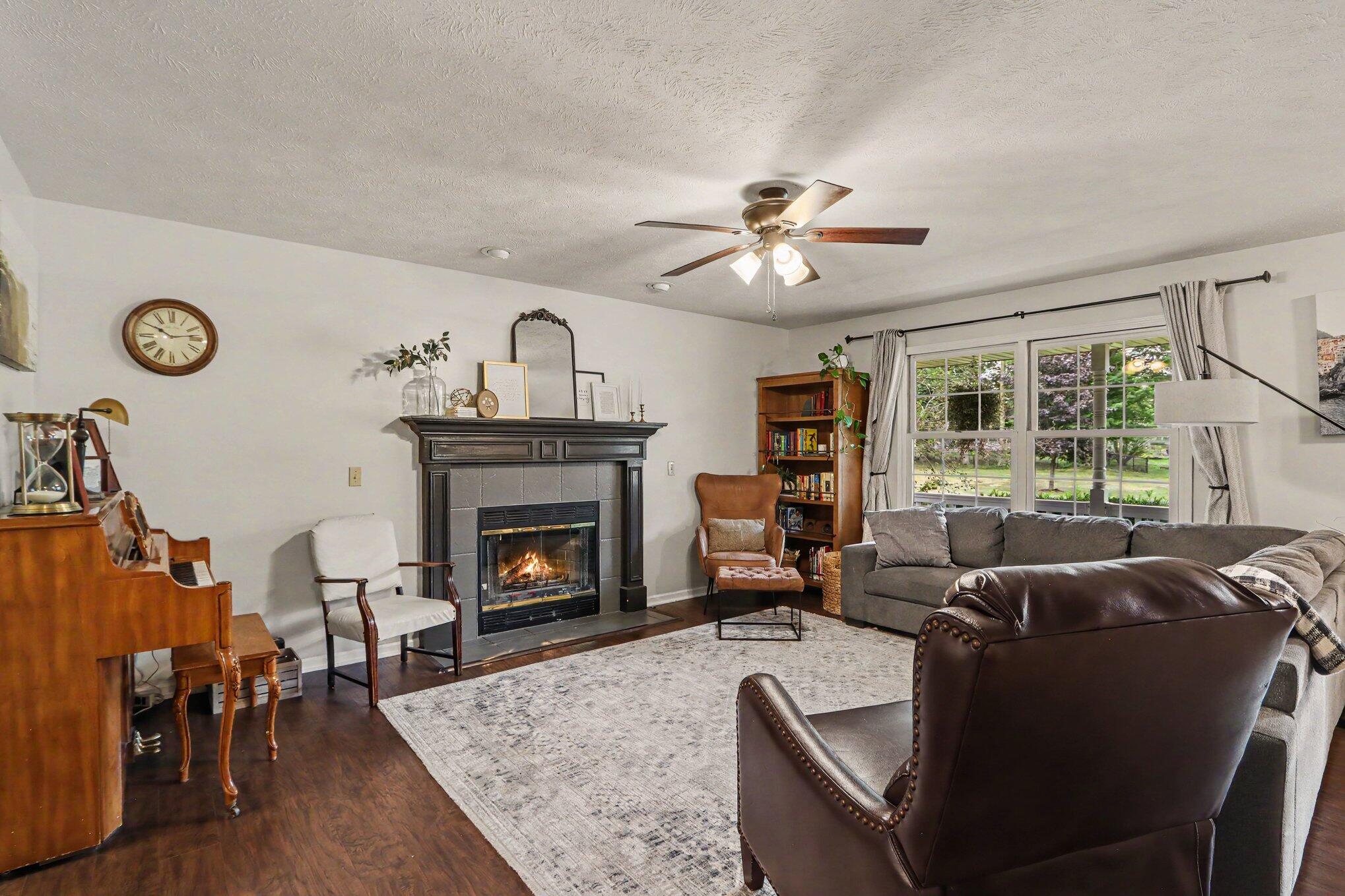 2648 Orange Meadow Lane Kalamazoo MI 49004