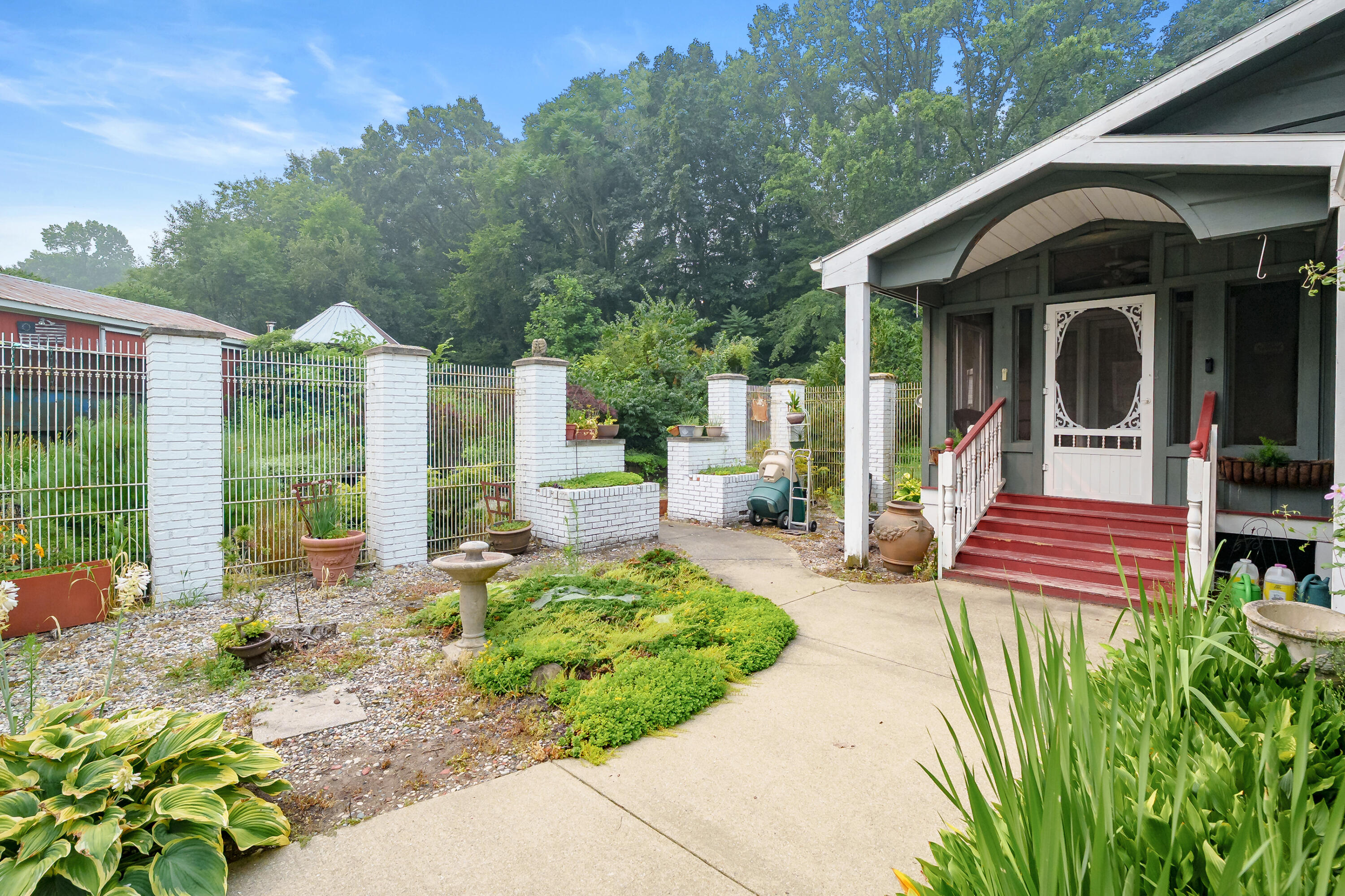41169 County Road 669 Decatur MI 49045