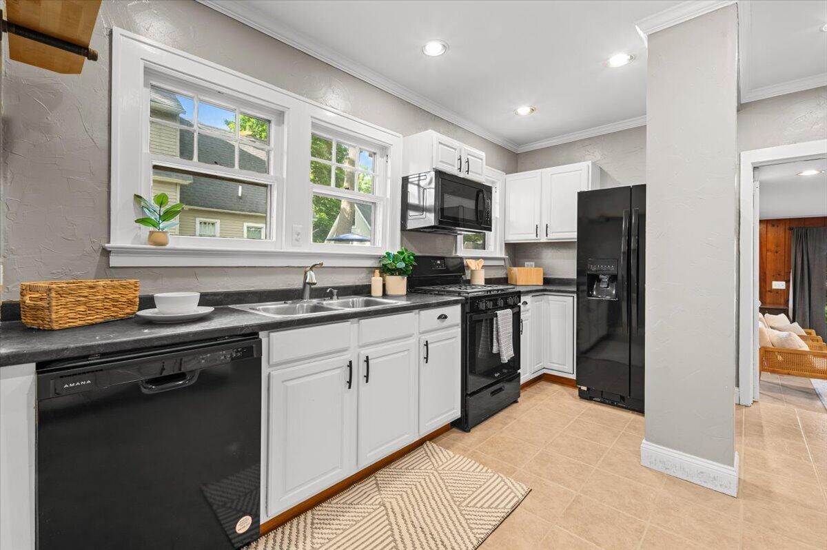 1220 Colorado Avenue SE Grand Rapids MI 49506