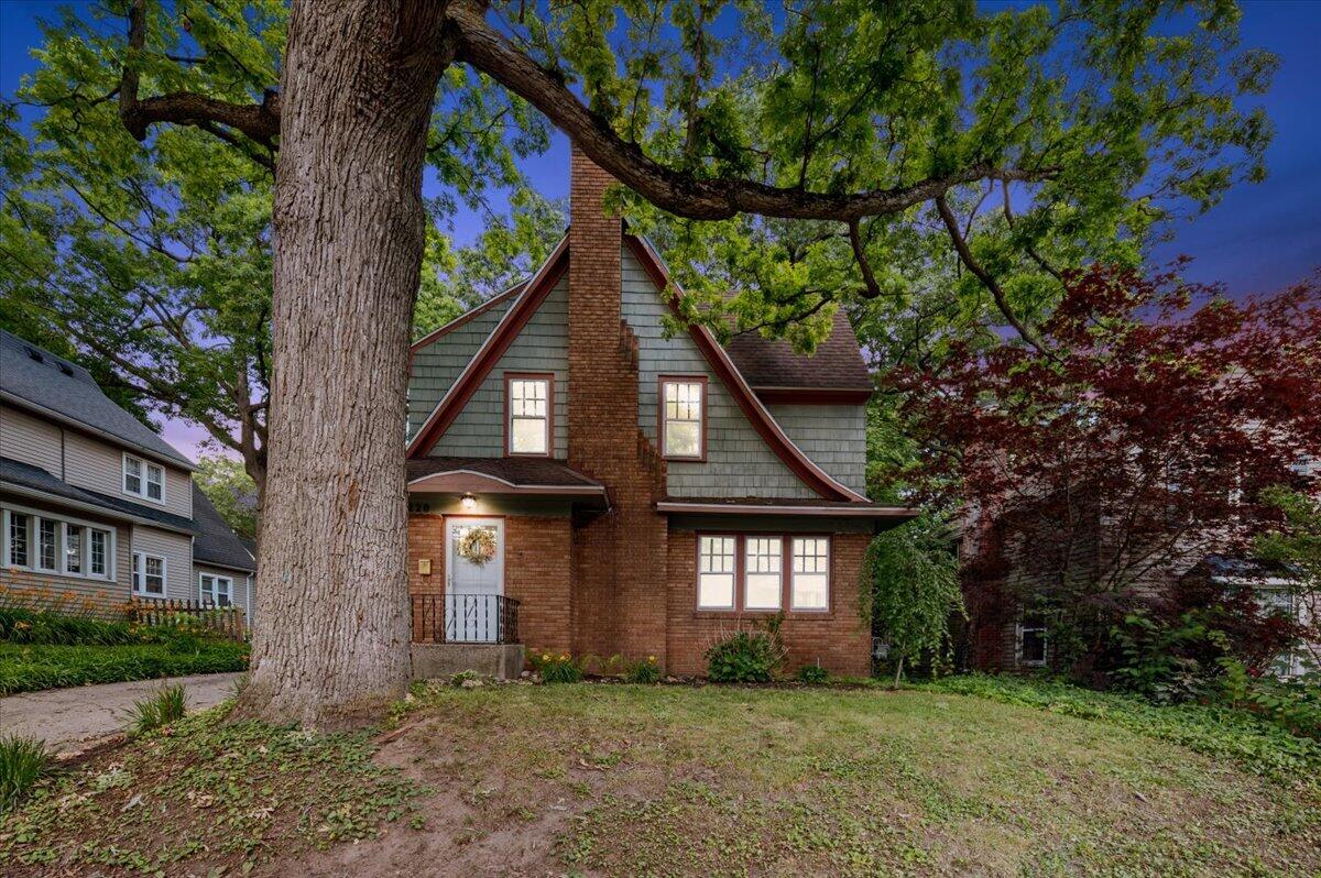 1220 Colorado Avenue SE Grand Rapids MI 49506